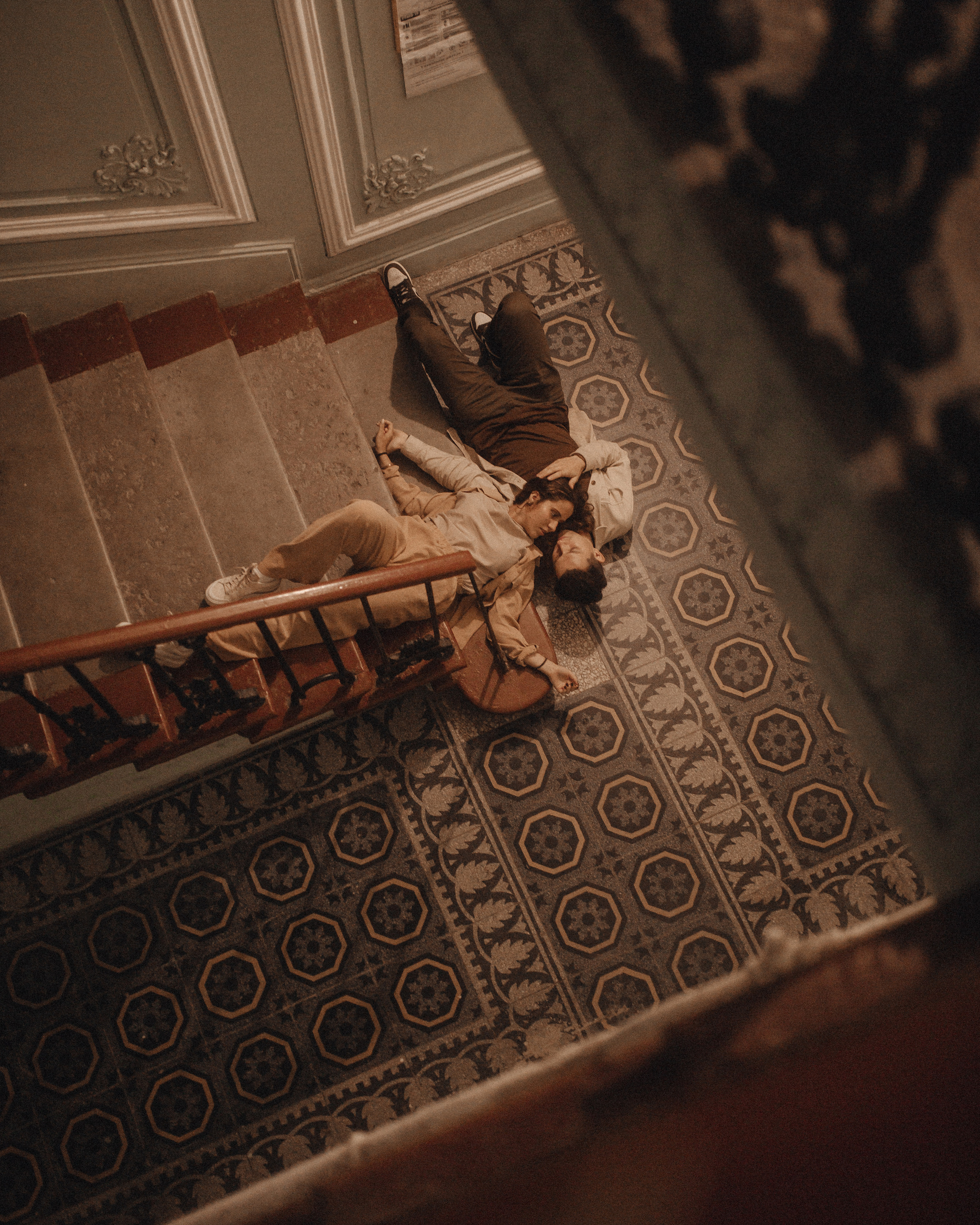 Я держу тебя за руку и все расплывается…