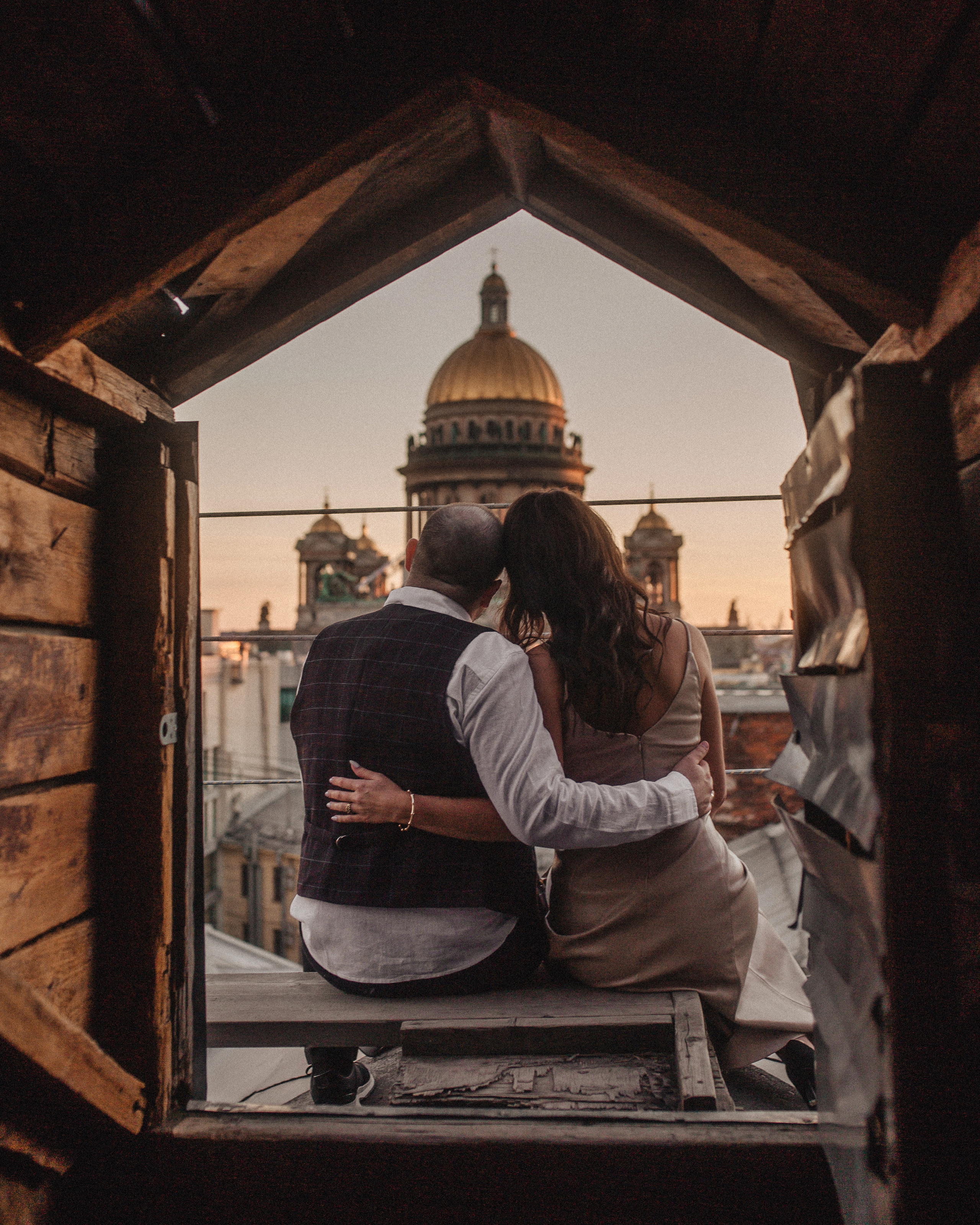 Мы гуляли по крышам Питера