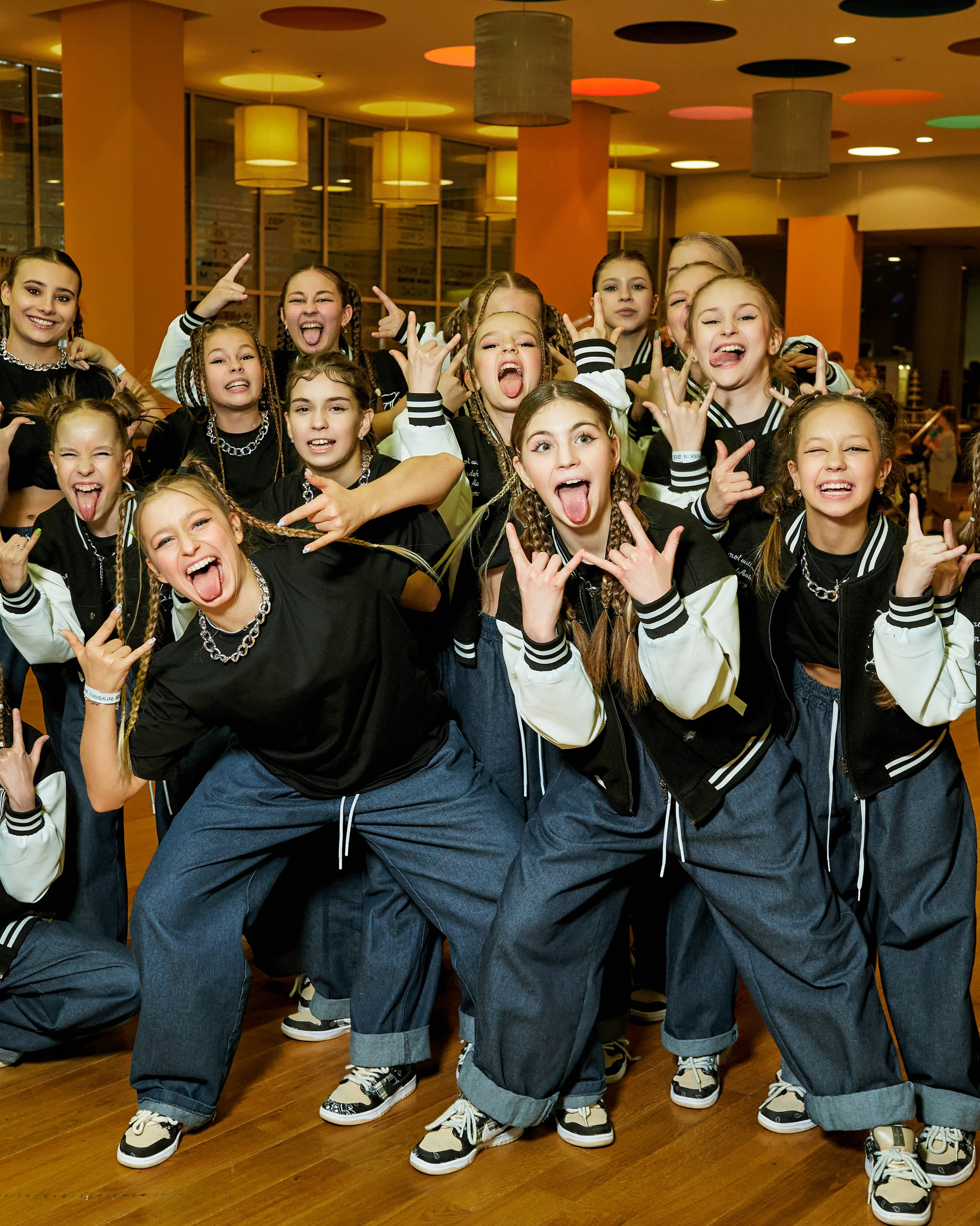 Dens Festival 03.12.2023