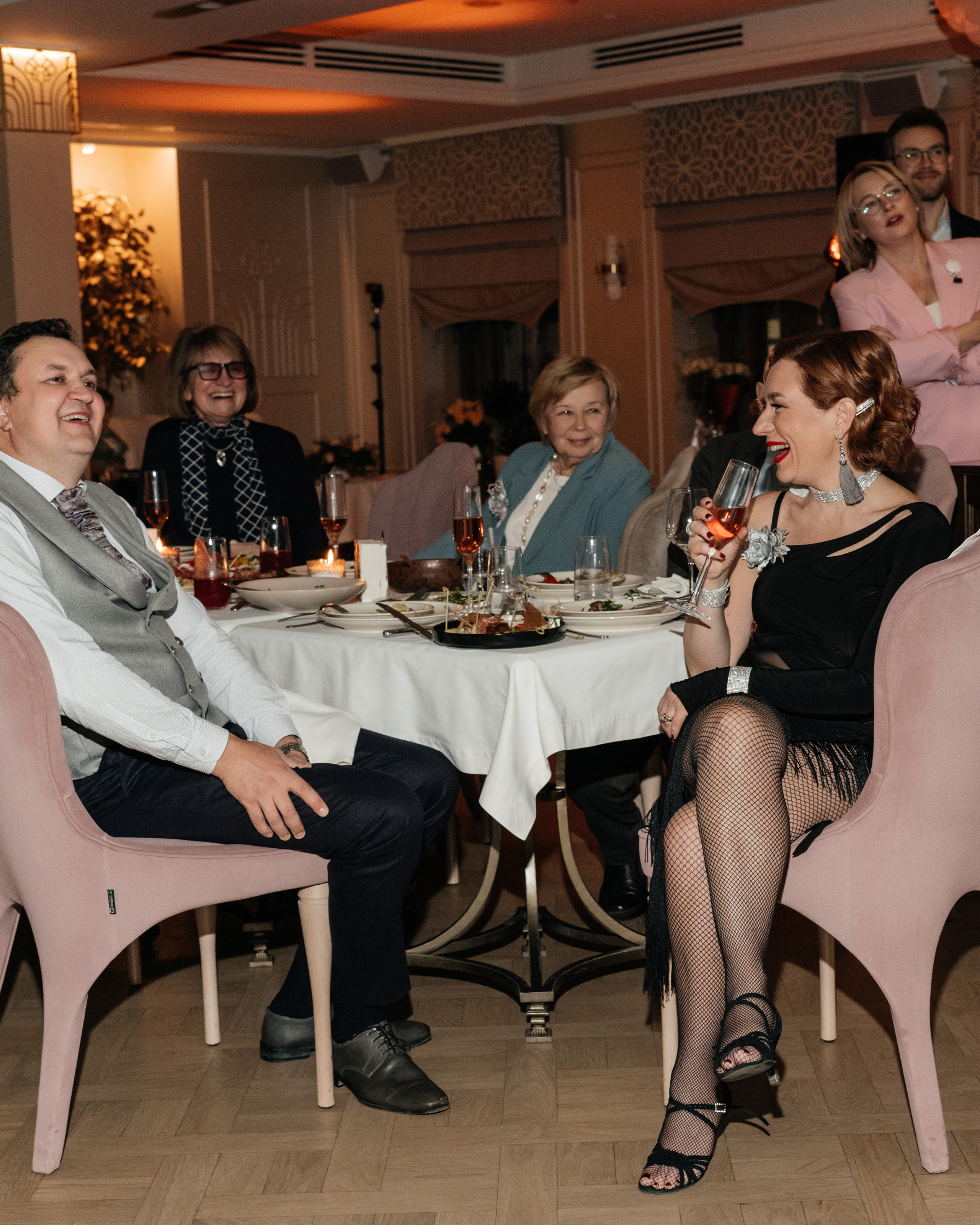 В кругу родных