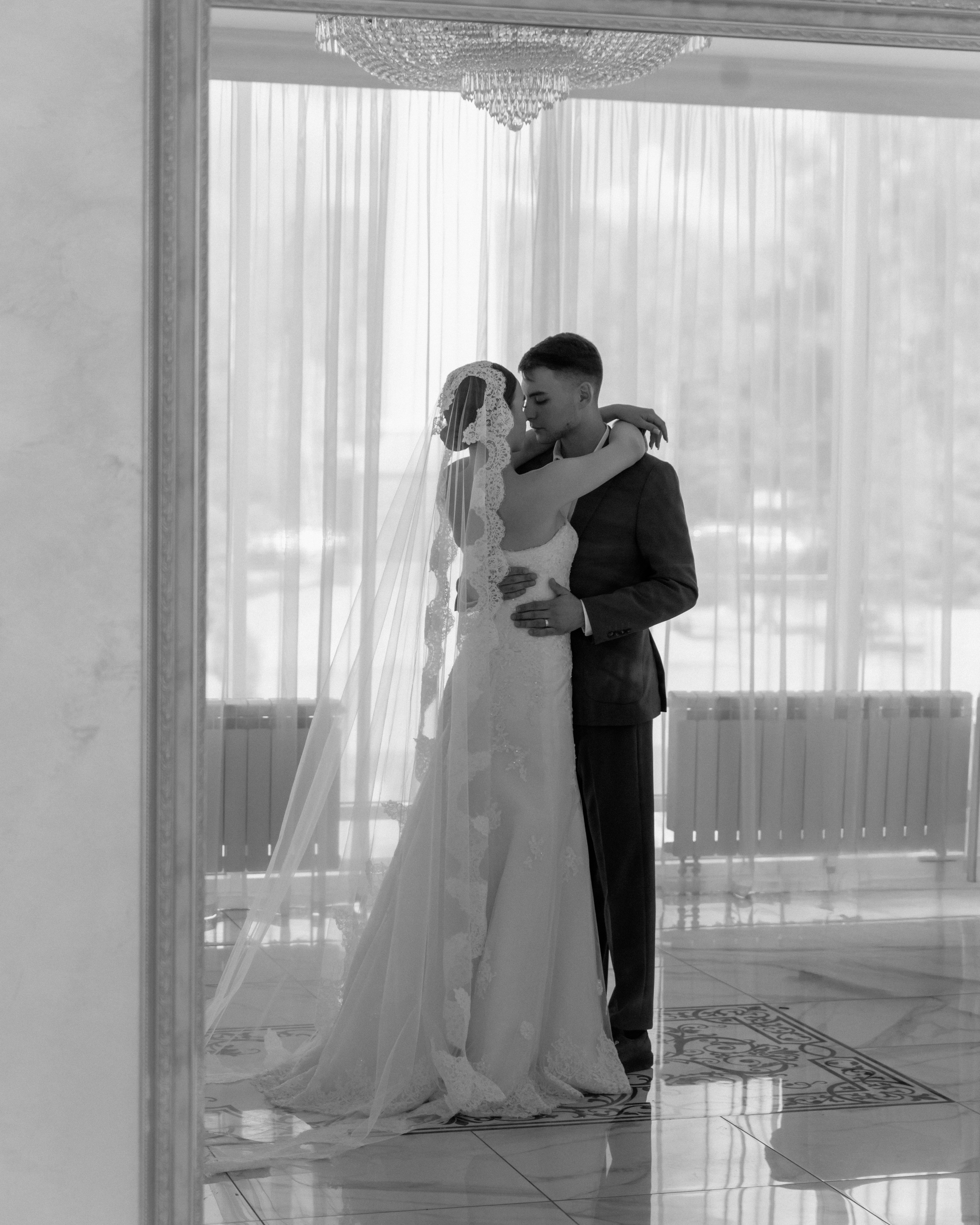 Михаил и Анастасия