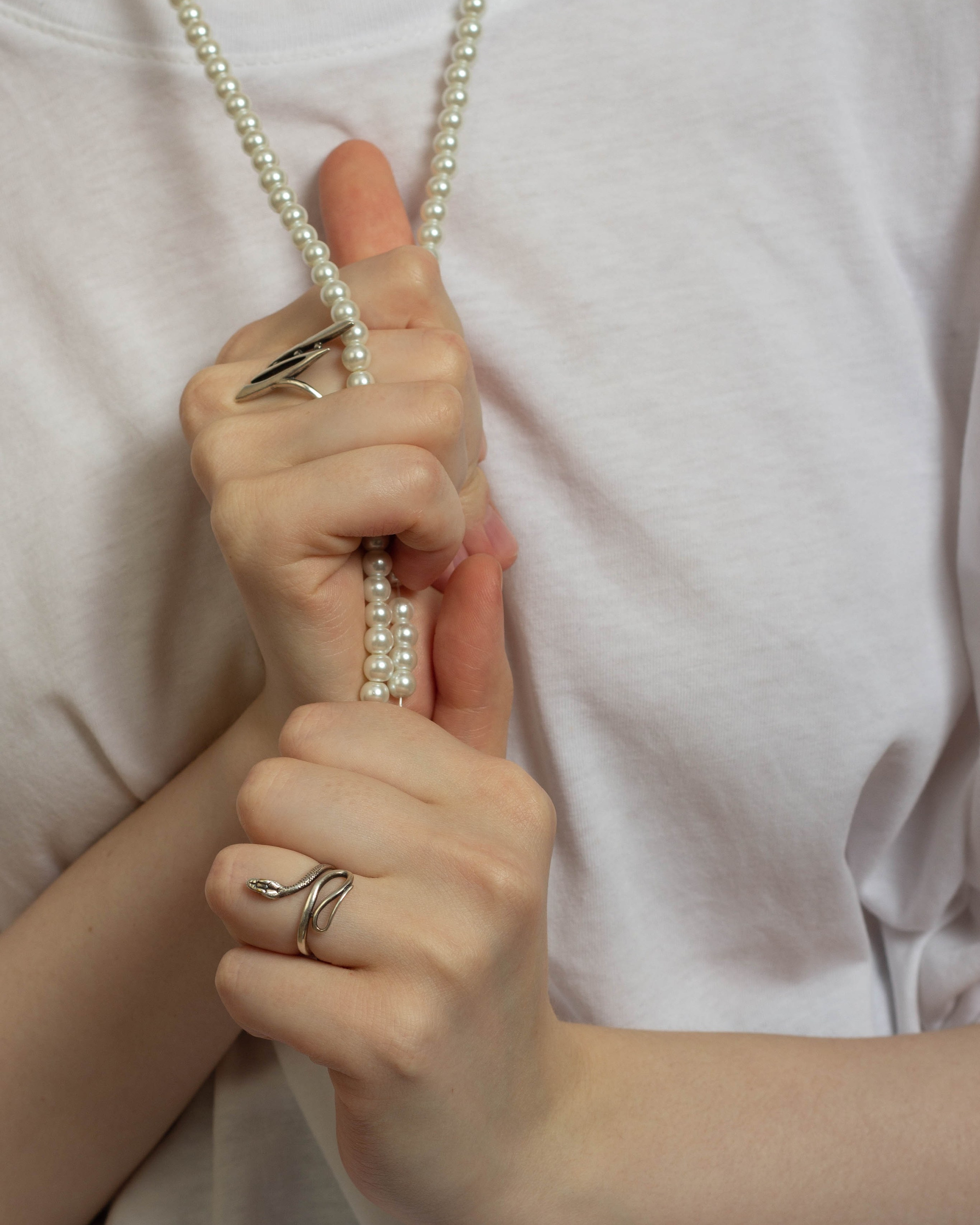 Кольца с моделью