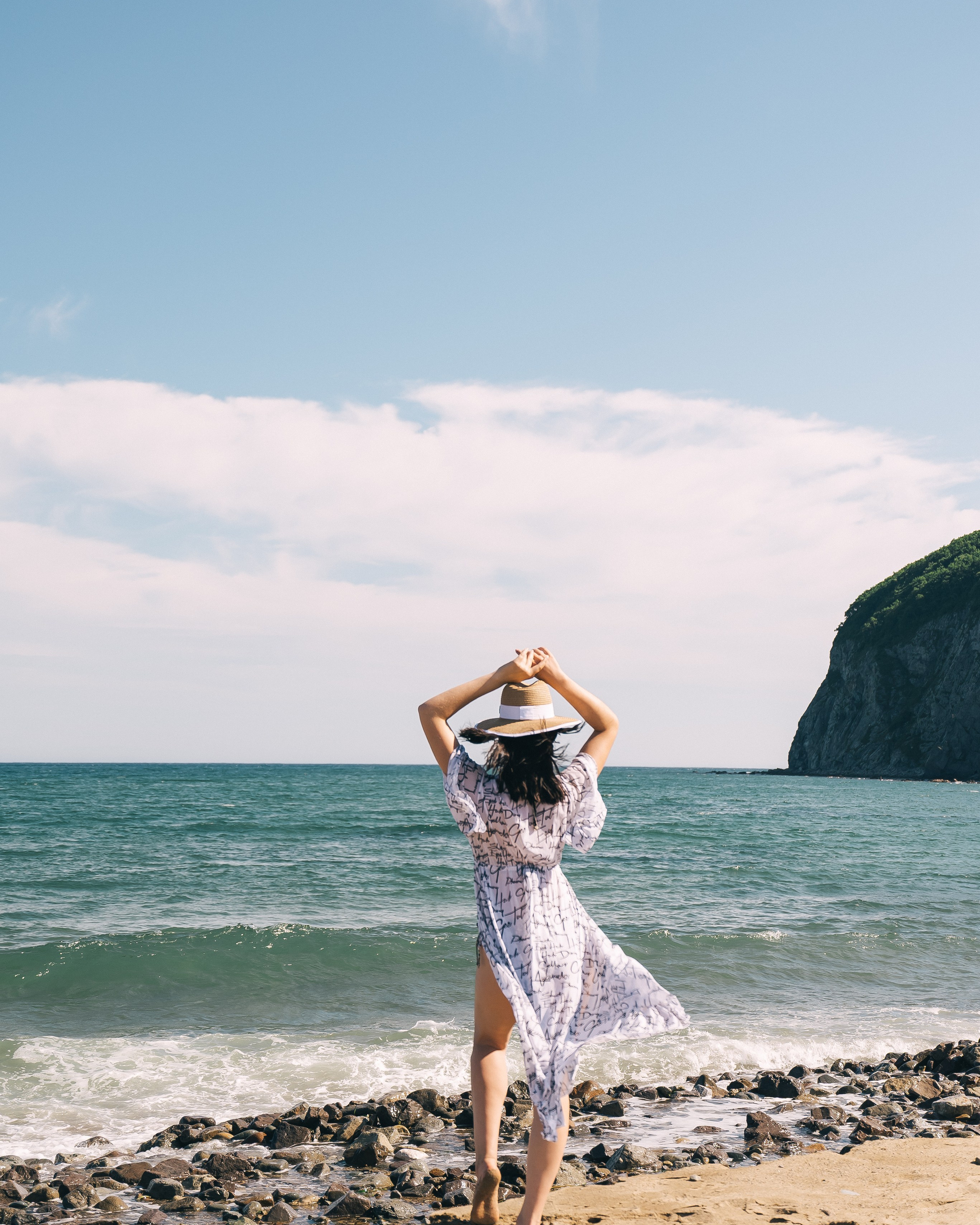 Юлия и море