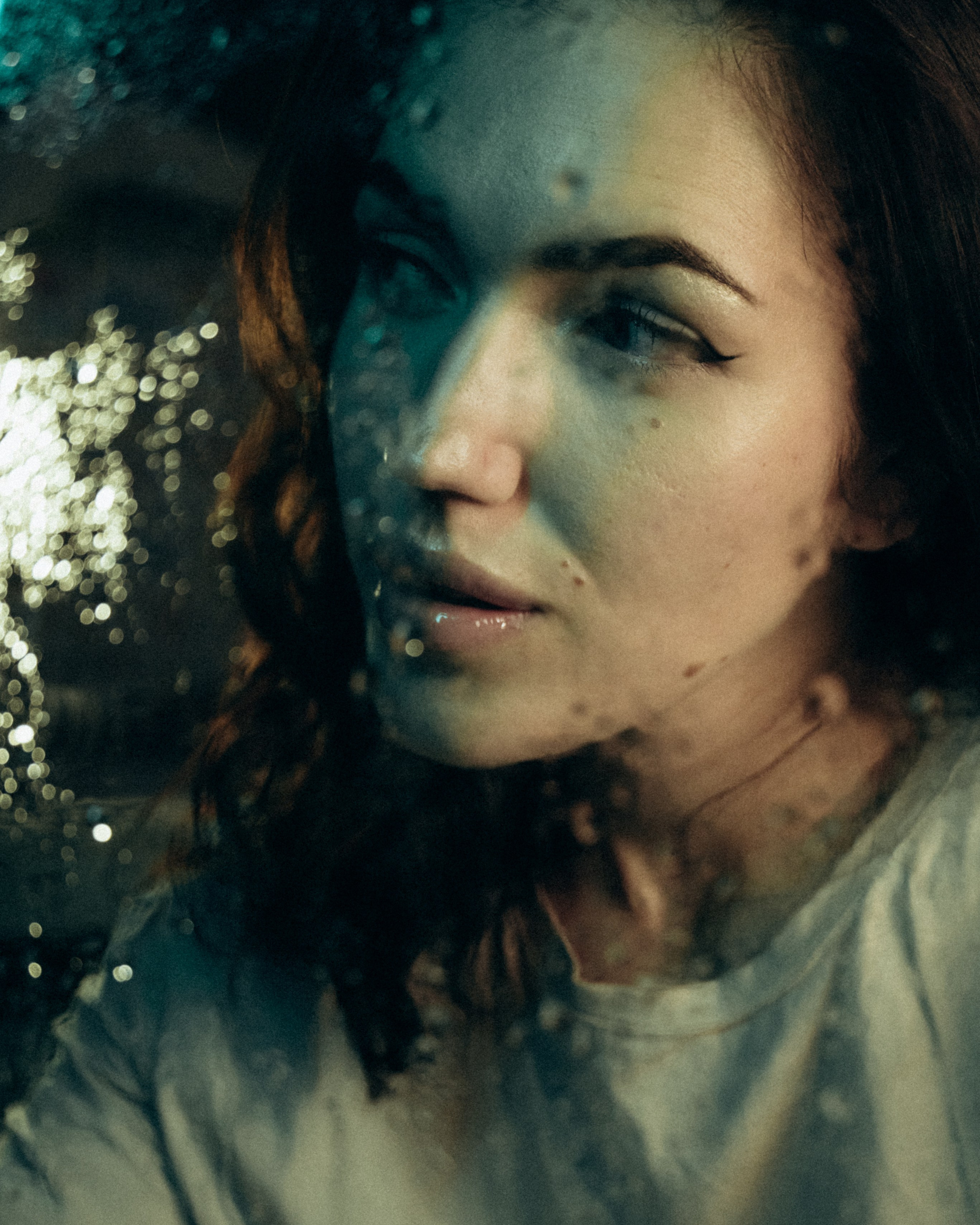 Мокрое стекло