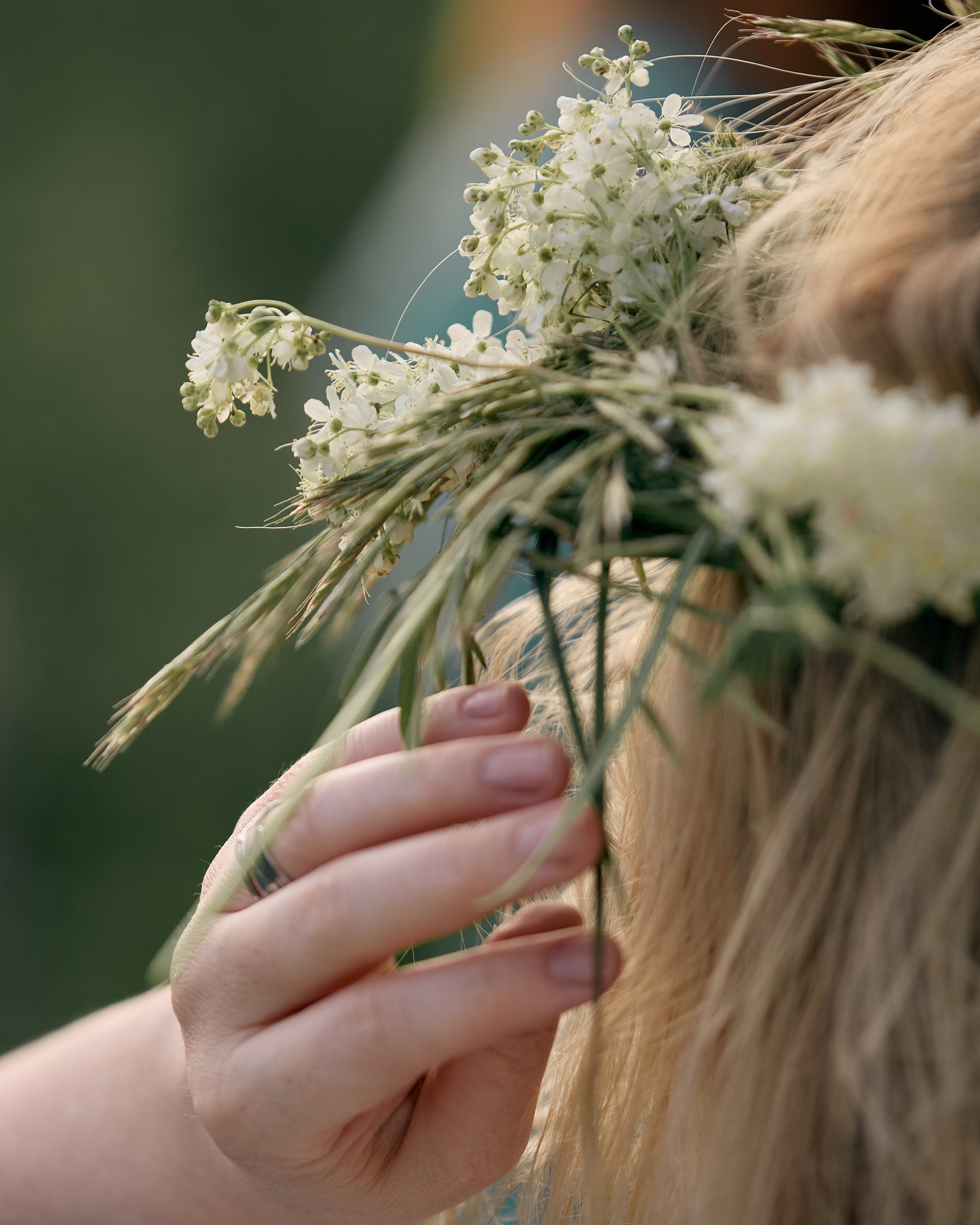 Фотосессия в&nbsp;роще для группы девушек