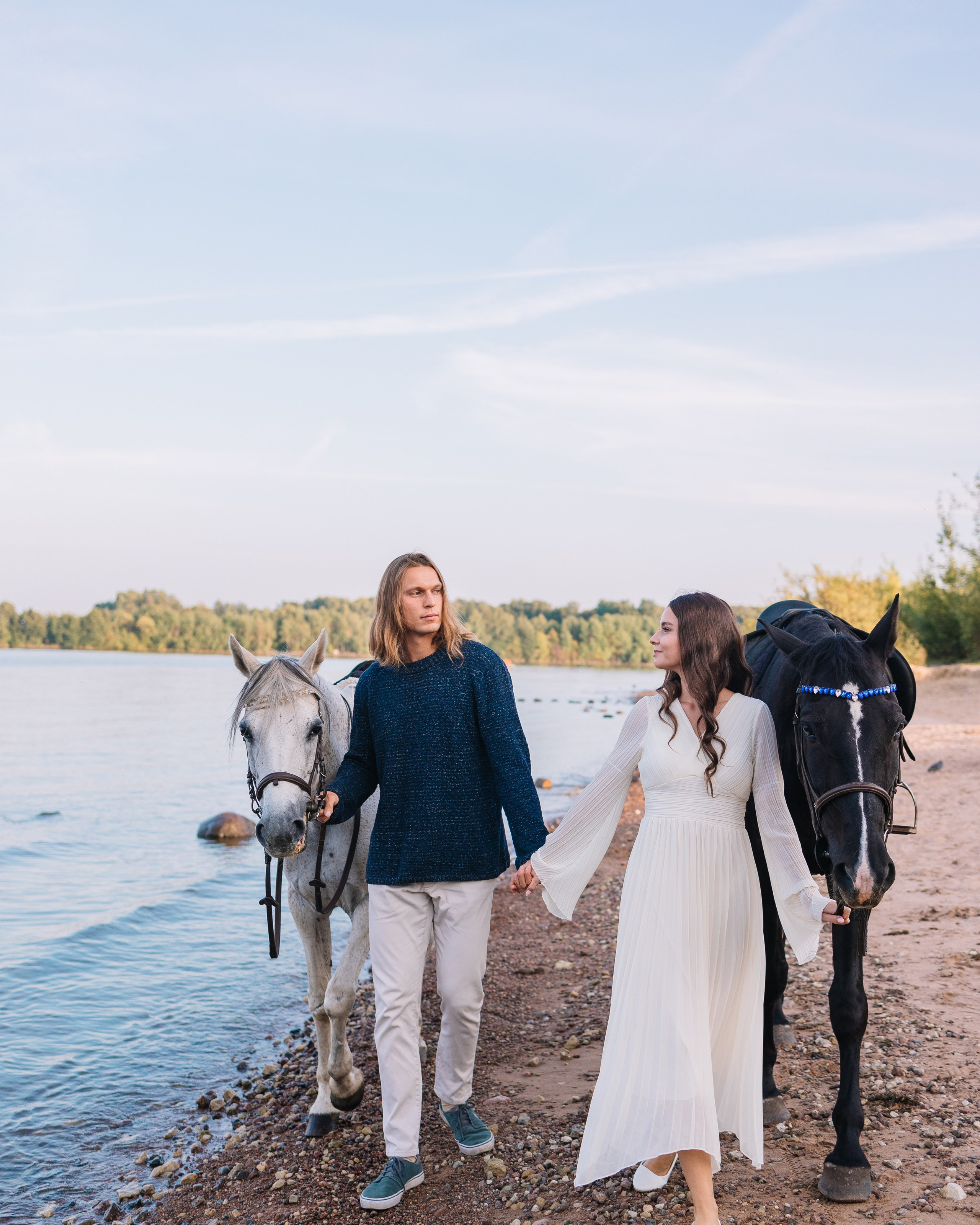 Прогулка с лошадьми на пляже