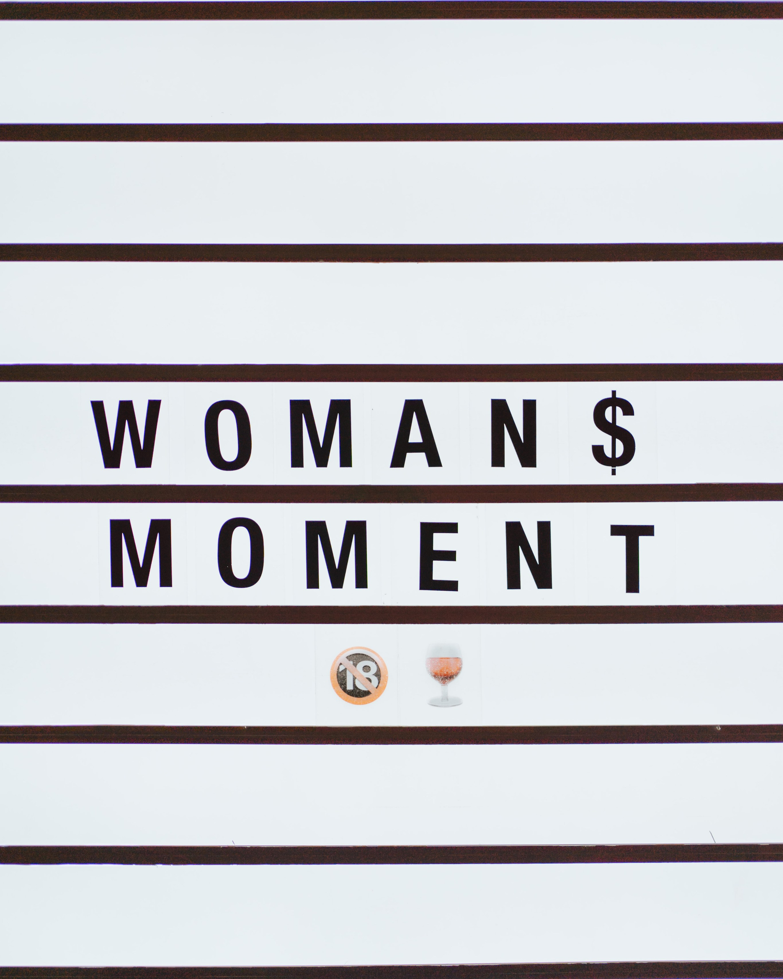 SO STRIP // Woman's moment