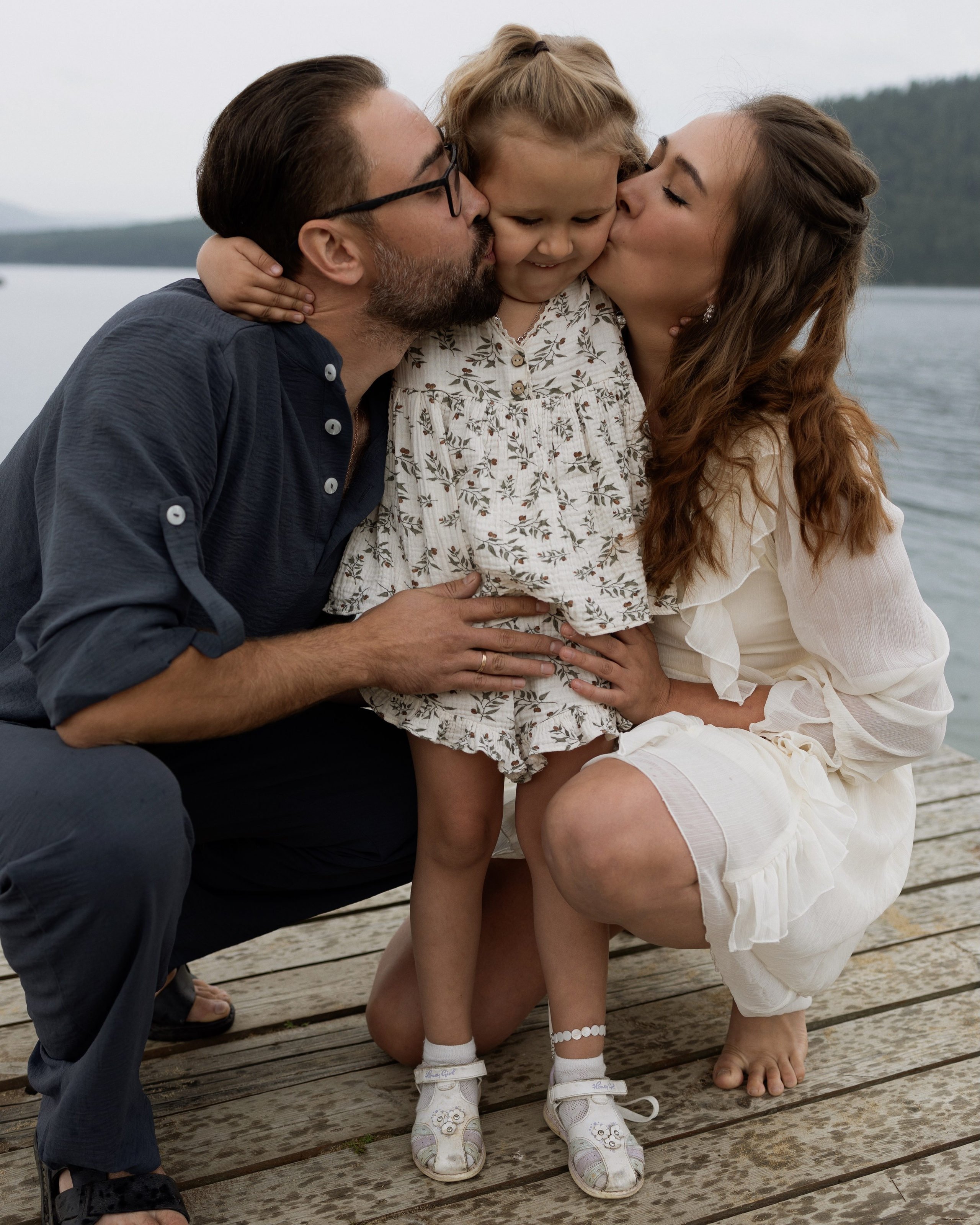 Игорь, Зоя и Арина