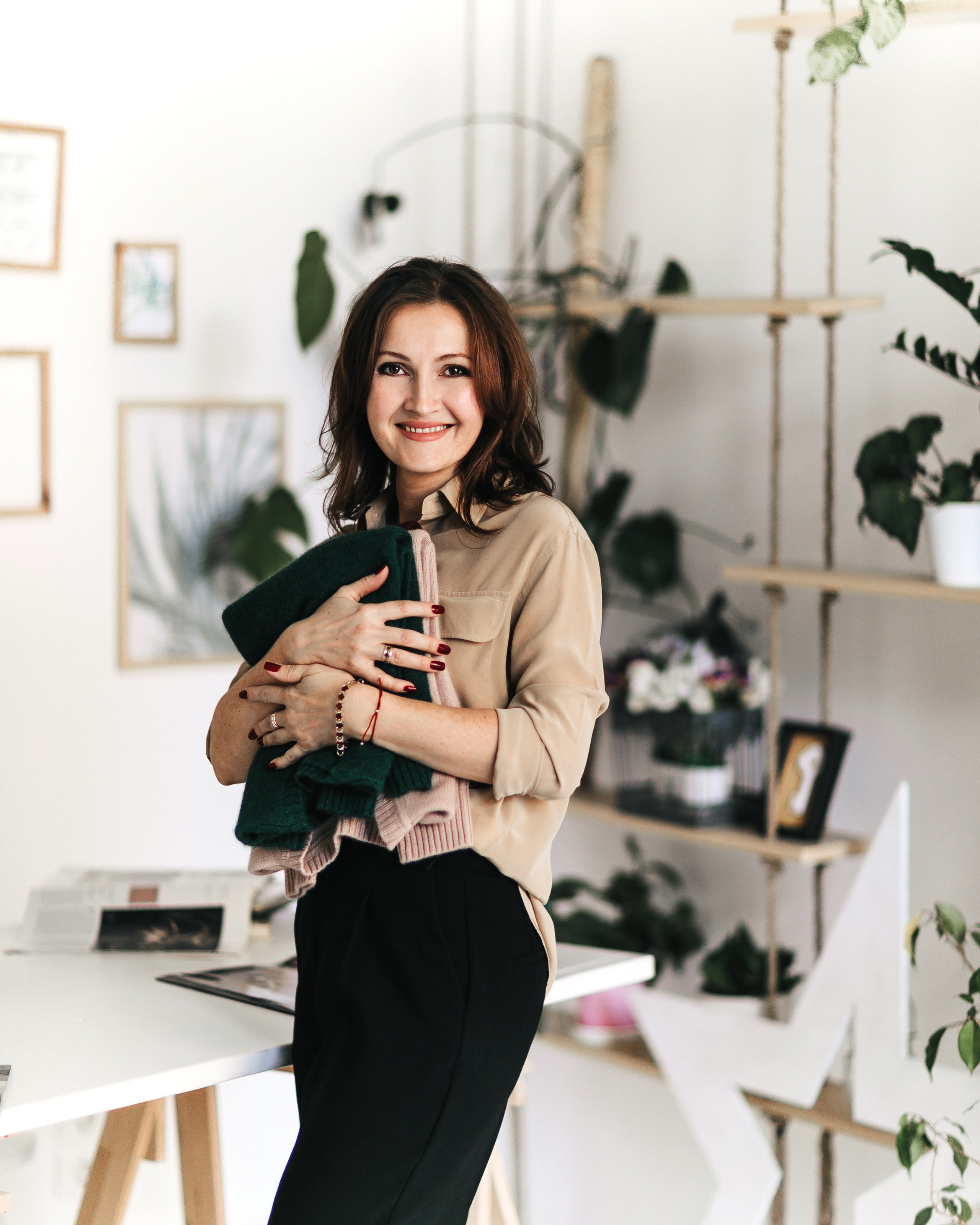 Контент фотосессия для производителя одежды из кашемира