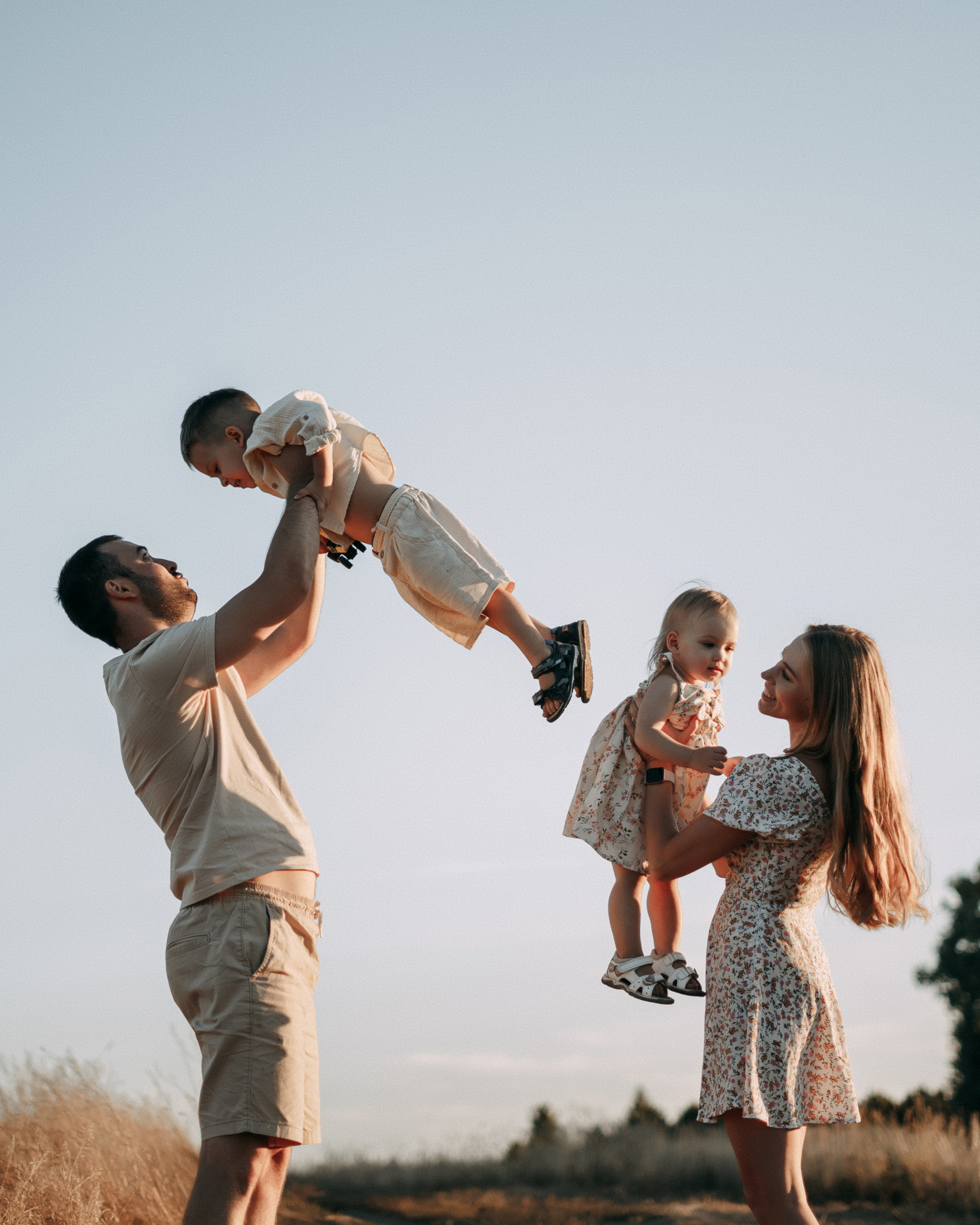 На берегу реки