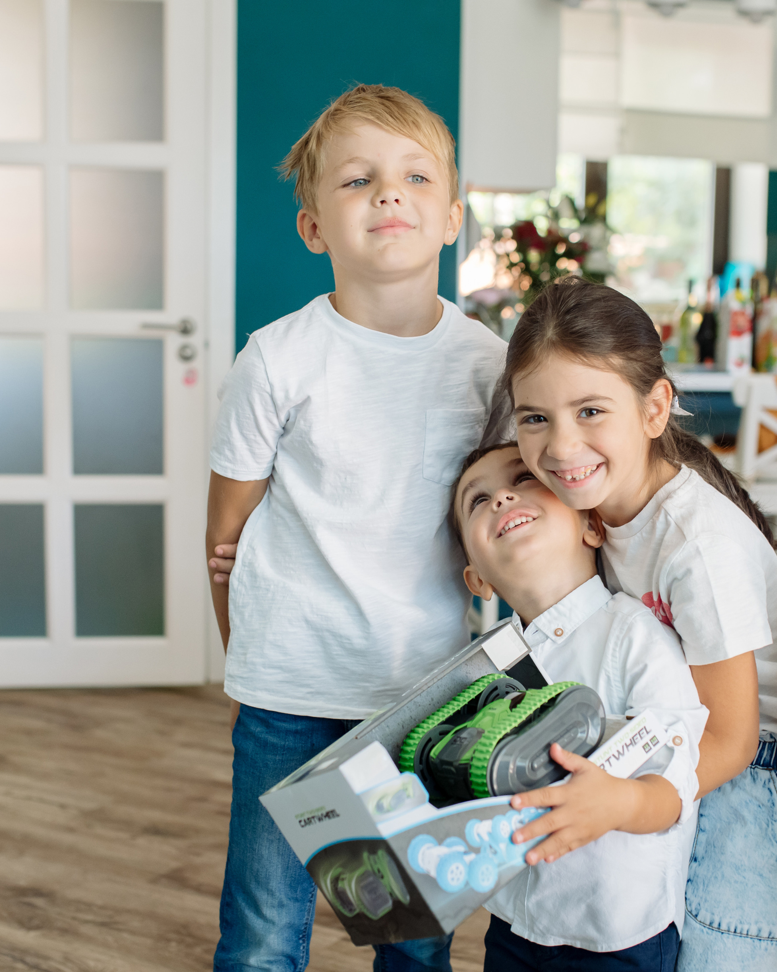 Именинный Петя