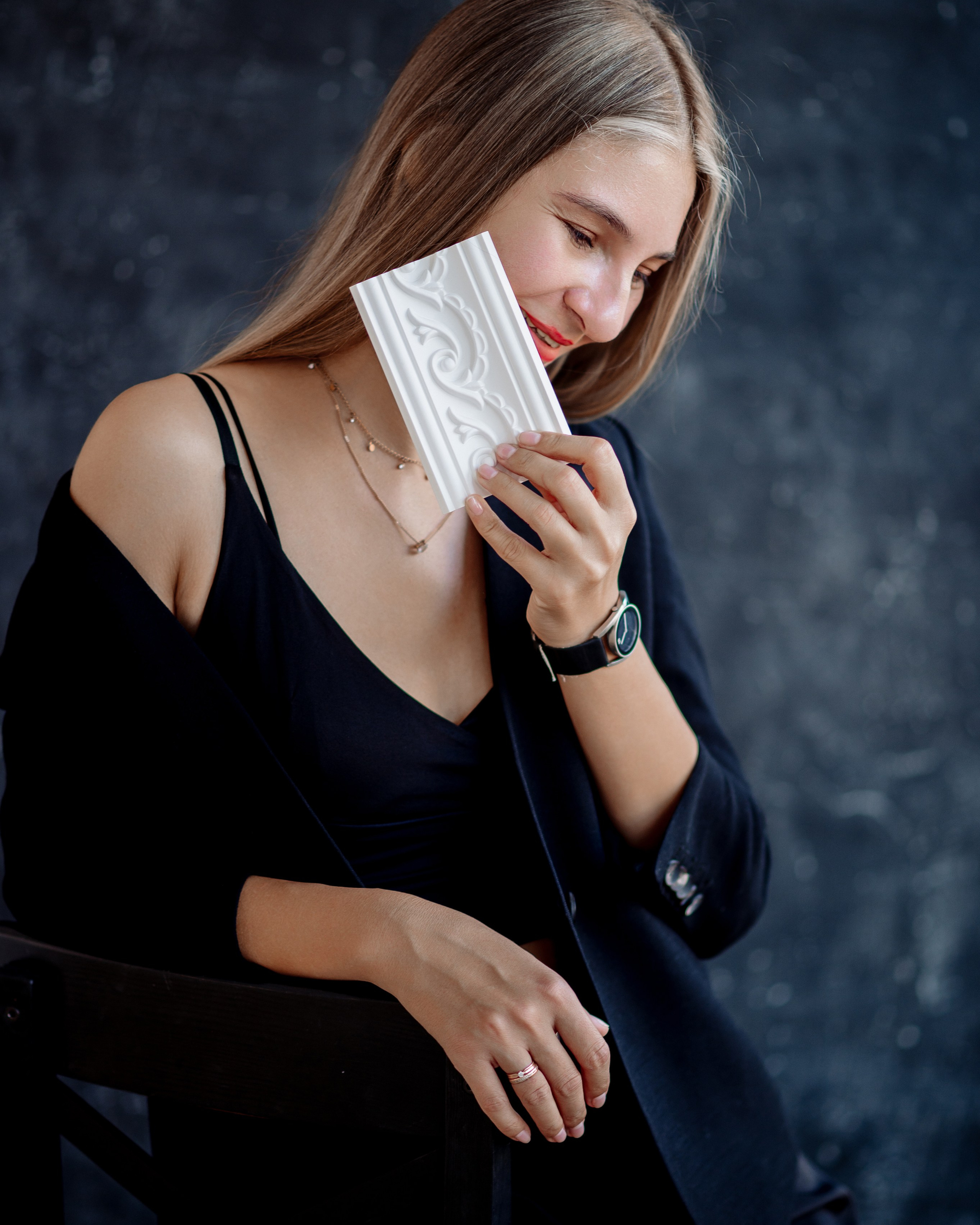 Дизайнер интерьеров