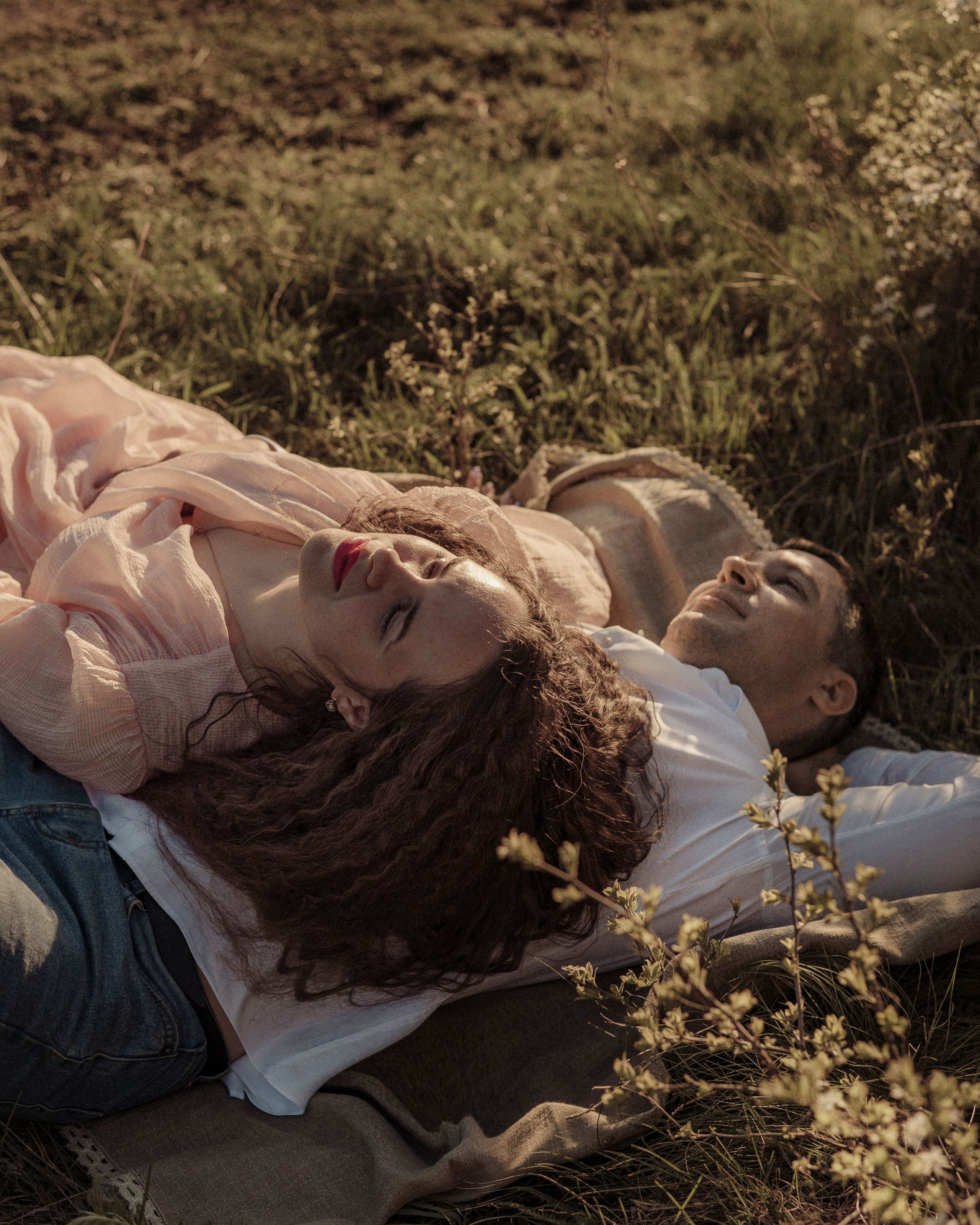 Настя, Антон и цветущие сады