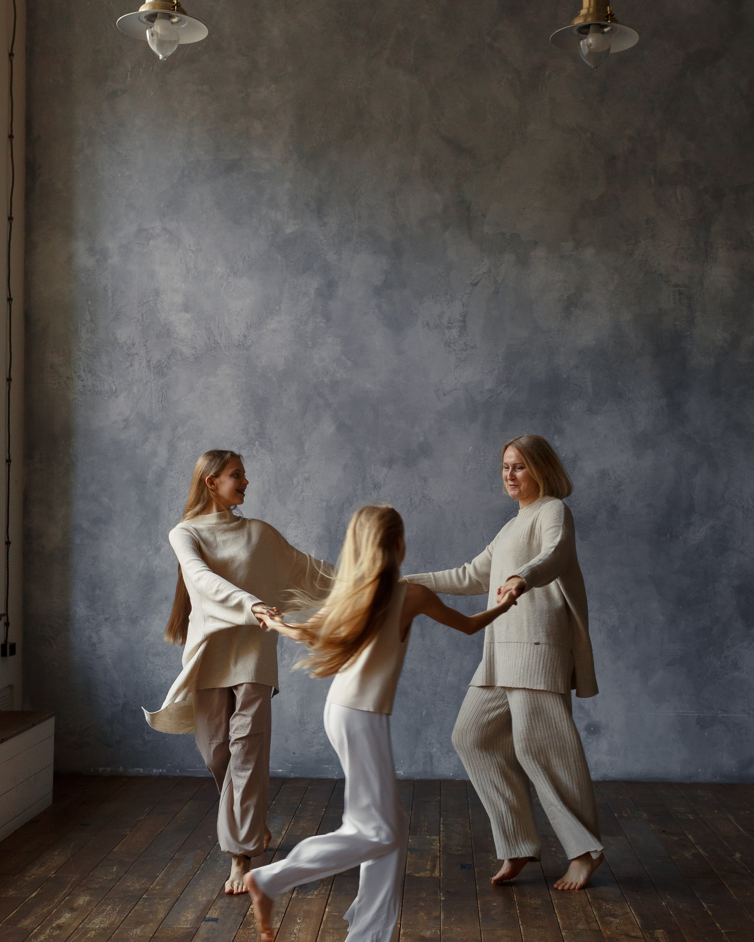 Эмилия Милана с мамой