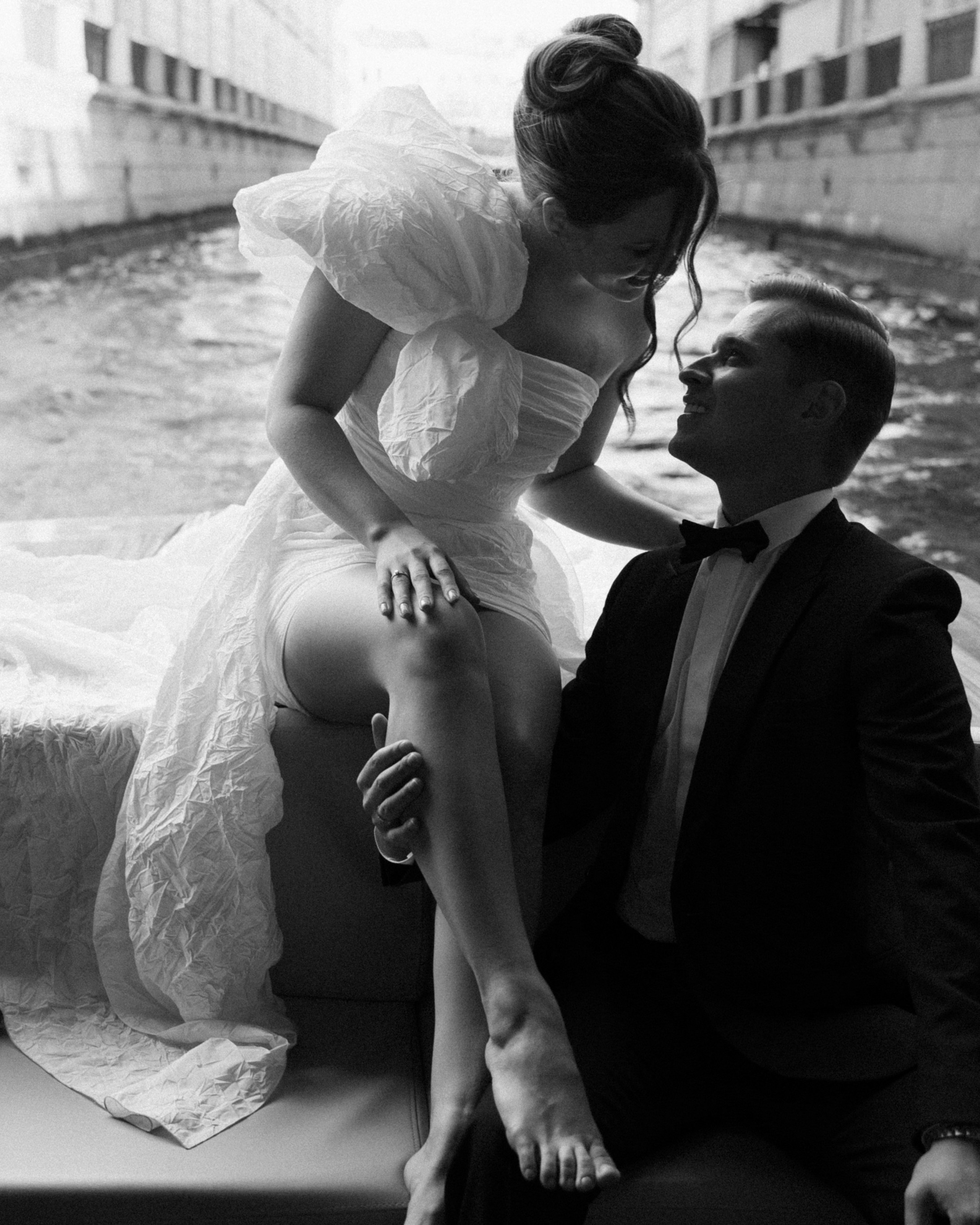 Настя и Лёша. Прогулка по Питеру. Катер. На цифру и плёнку.