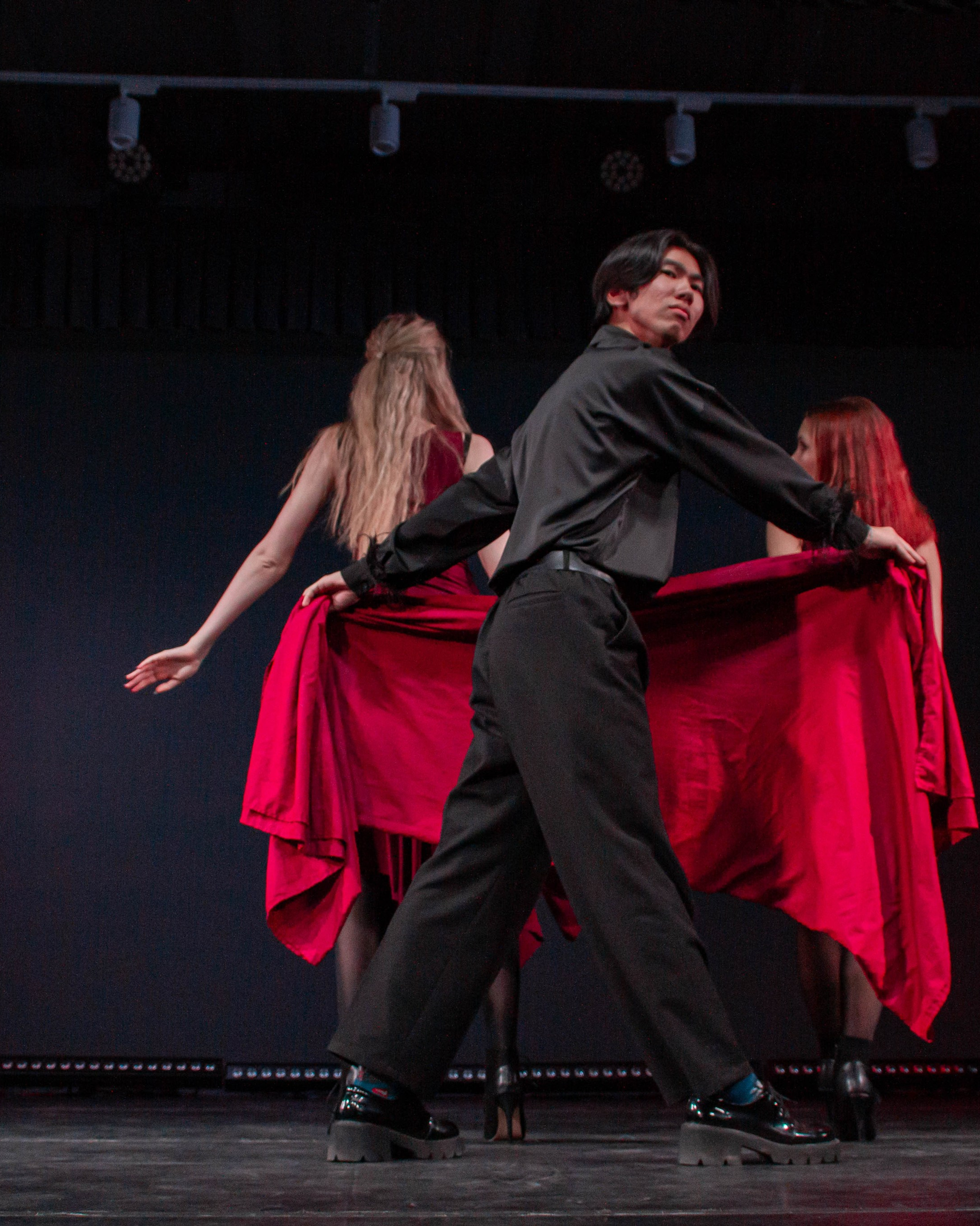 День первокурсника в Екатеринбургской академии современного искусства