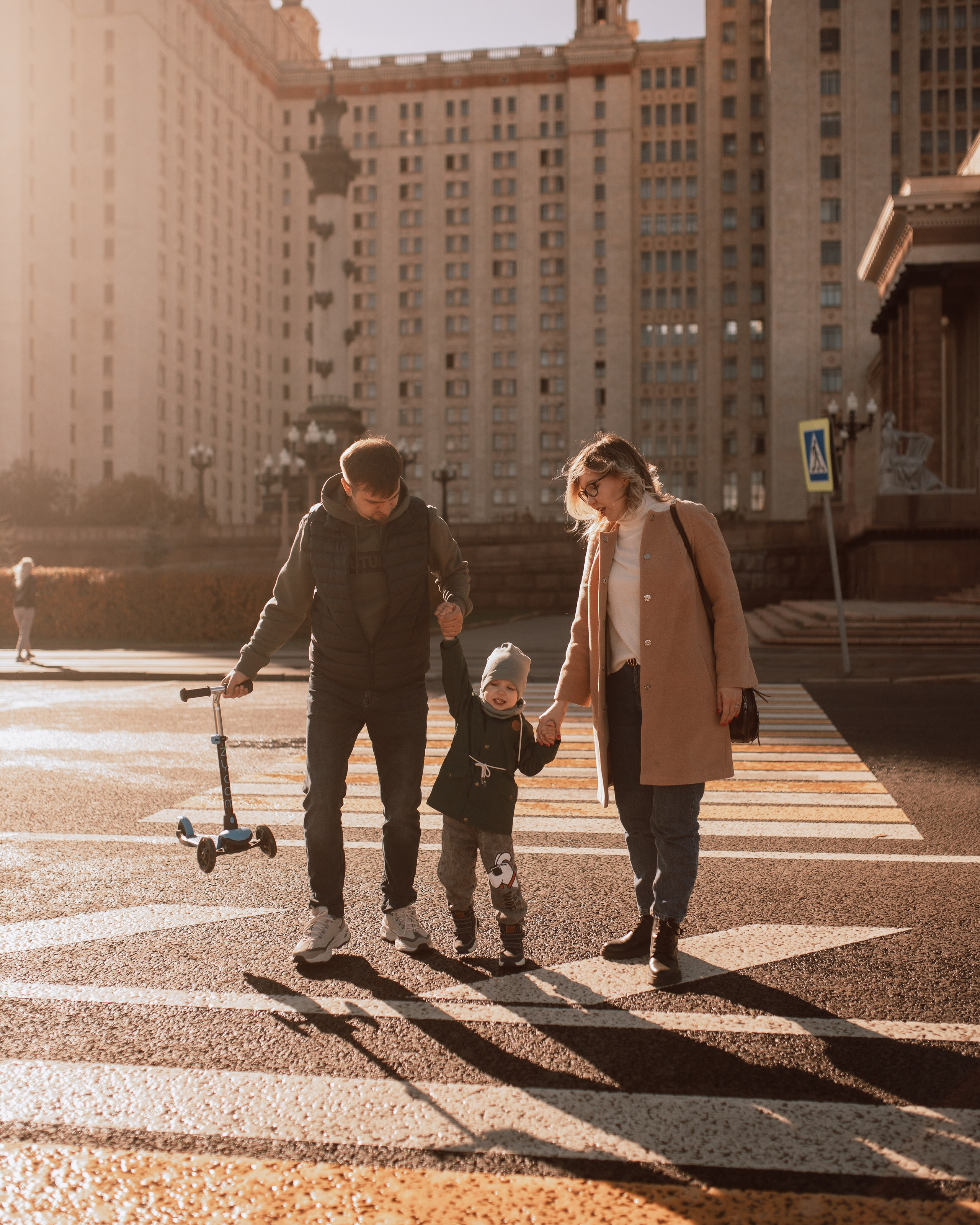 Семья, МГУ, осень…