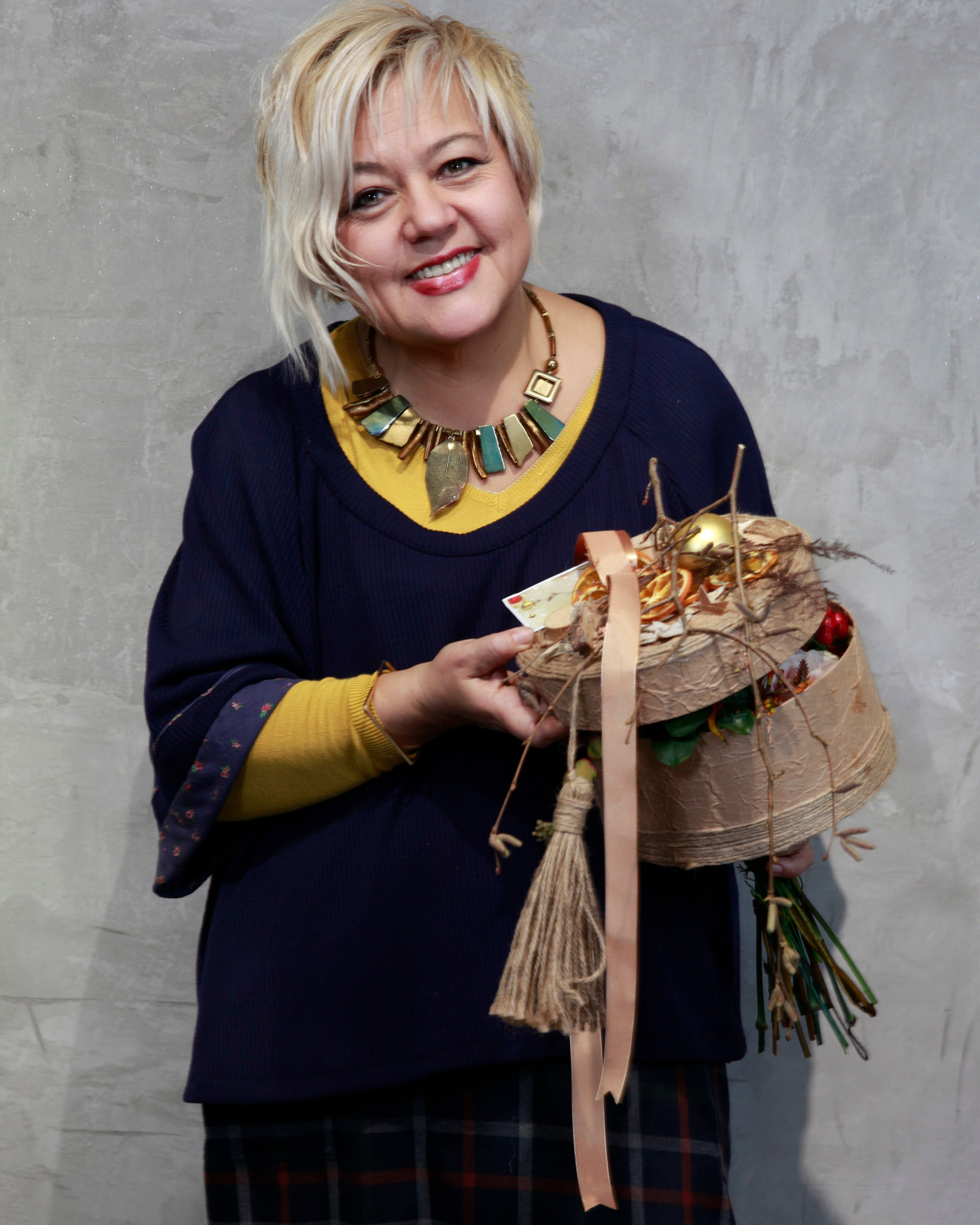 Natalia, floral designer