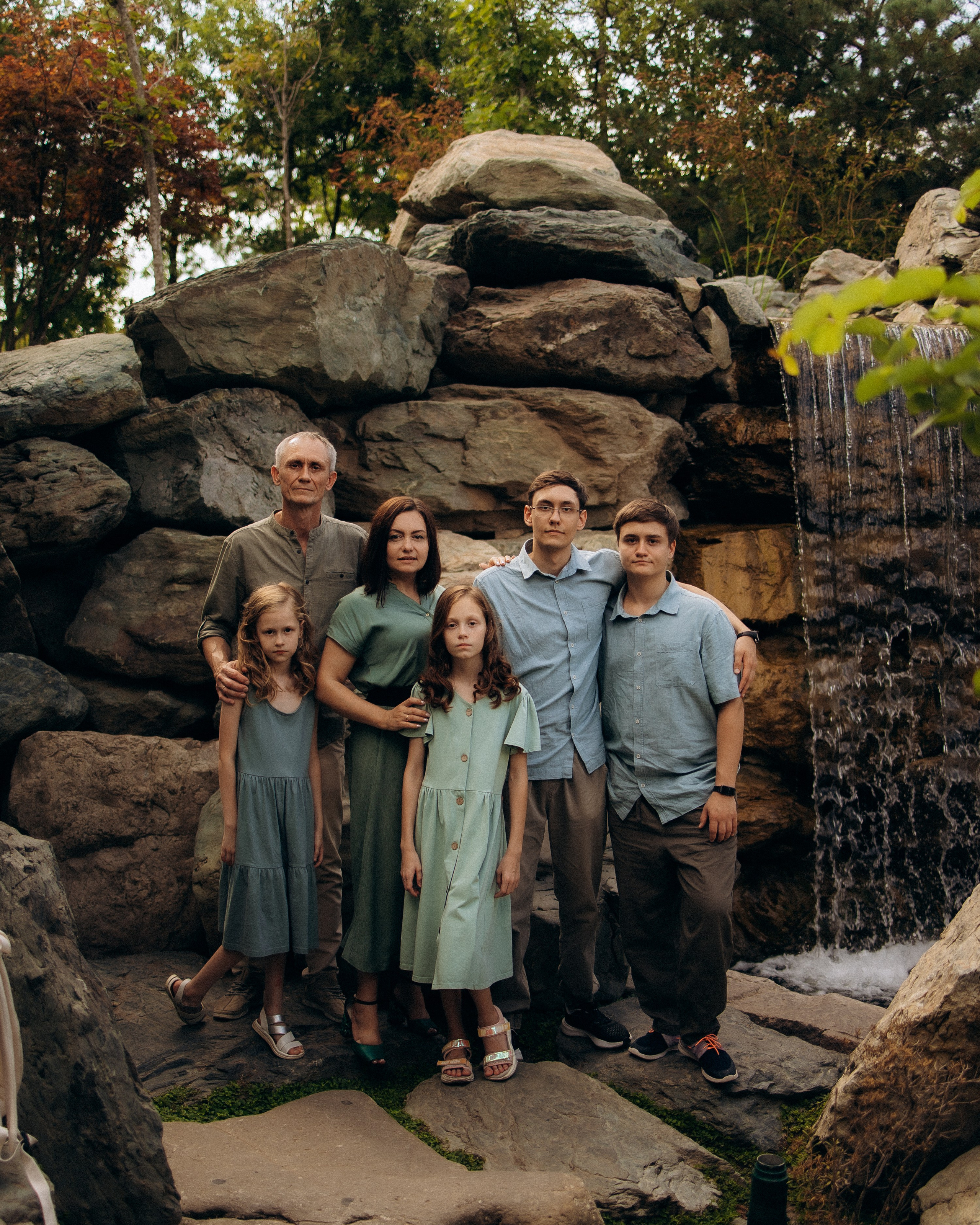 Семья в&nbsp;японском саду