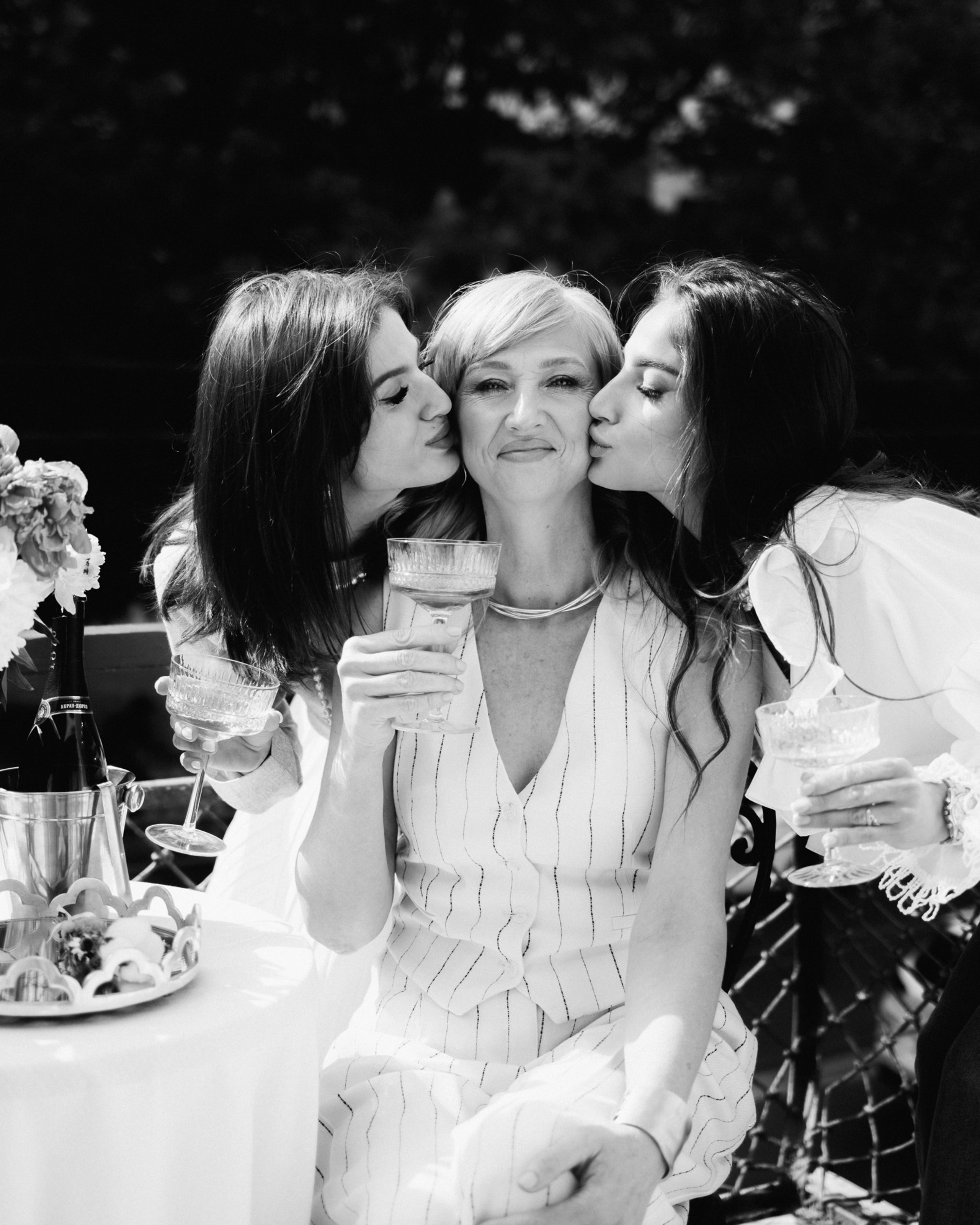 Мама и&nbsp;взрослые дочки