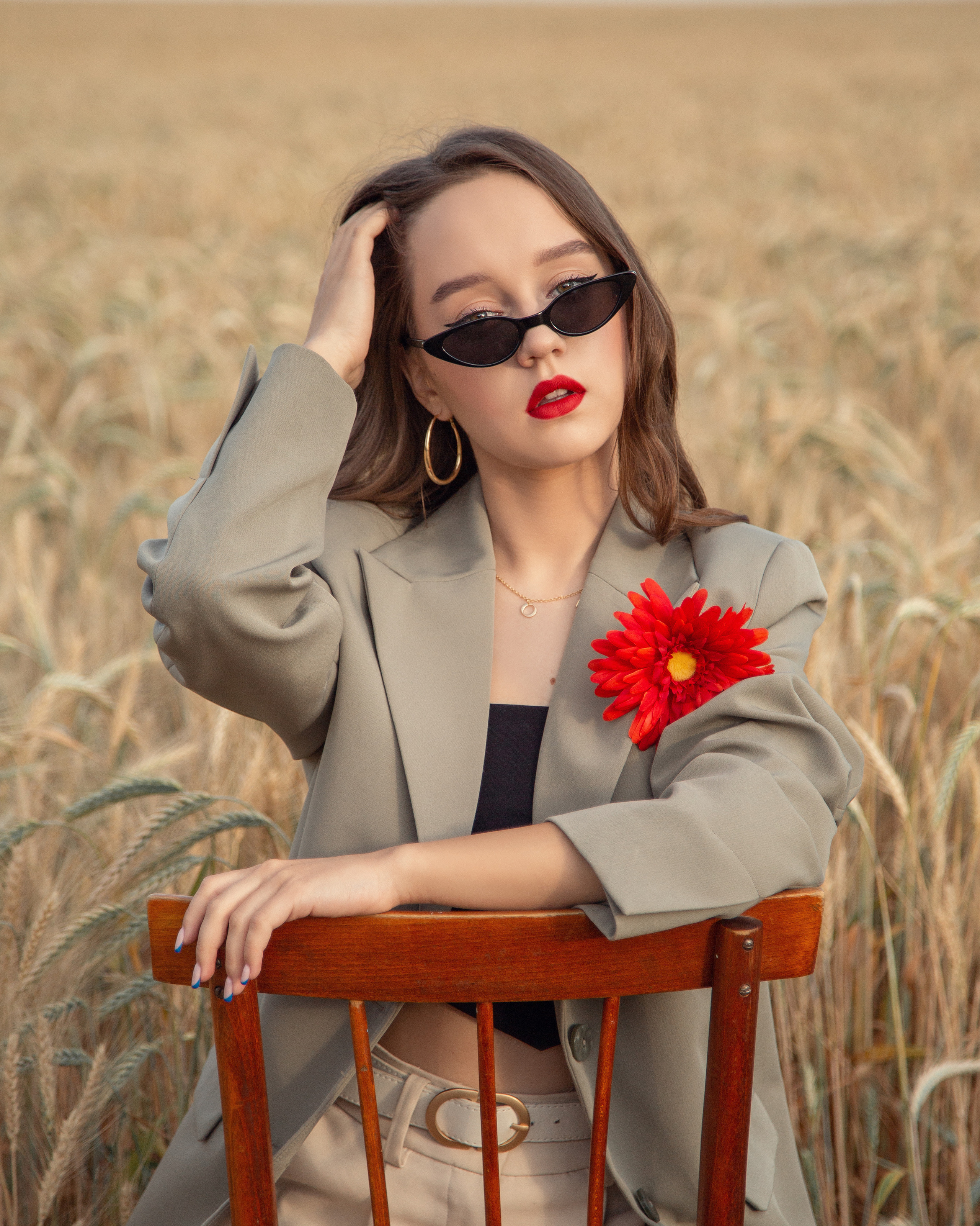 Фотосессия в пшенице