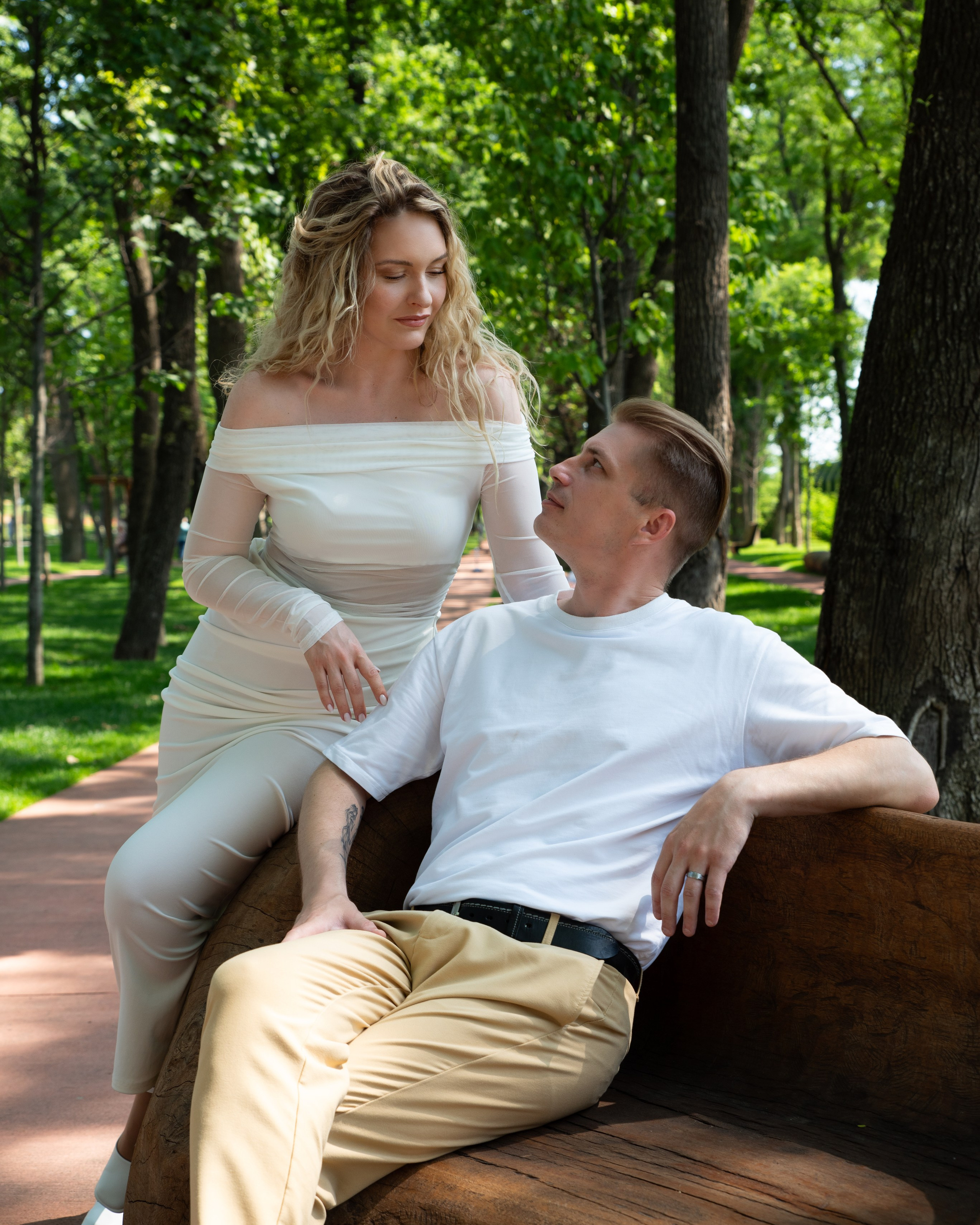 прогулка Татьяны и Юрия