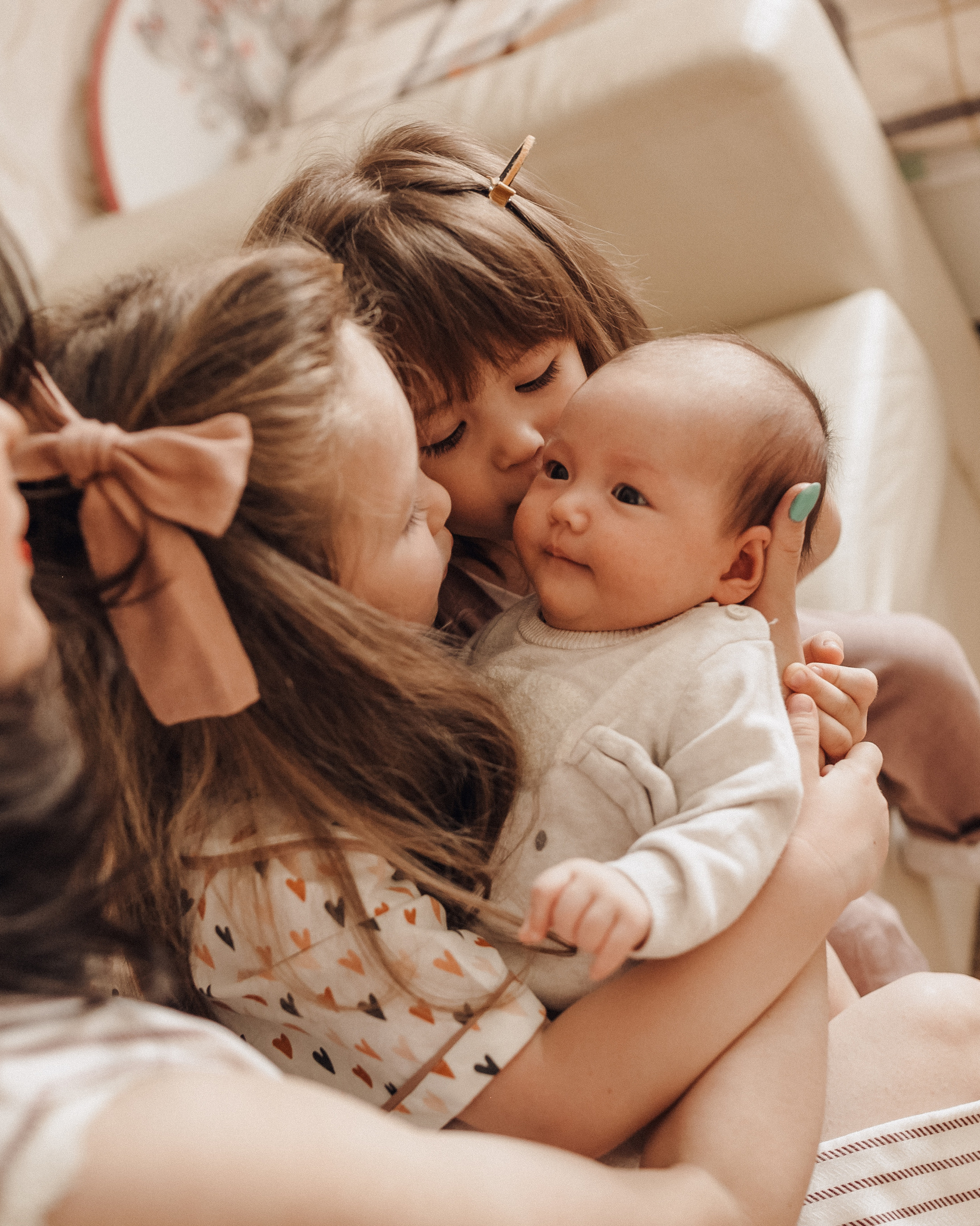 Три сестрички