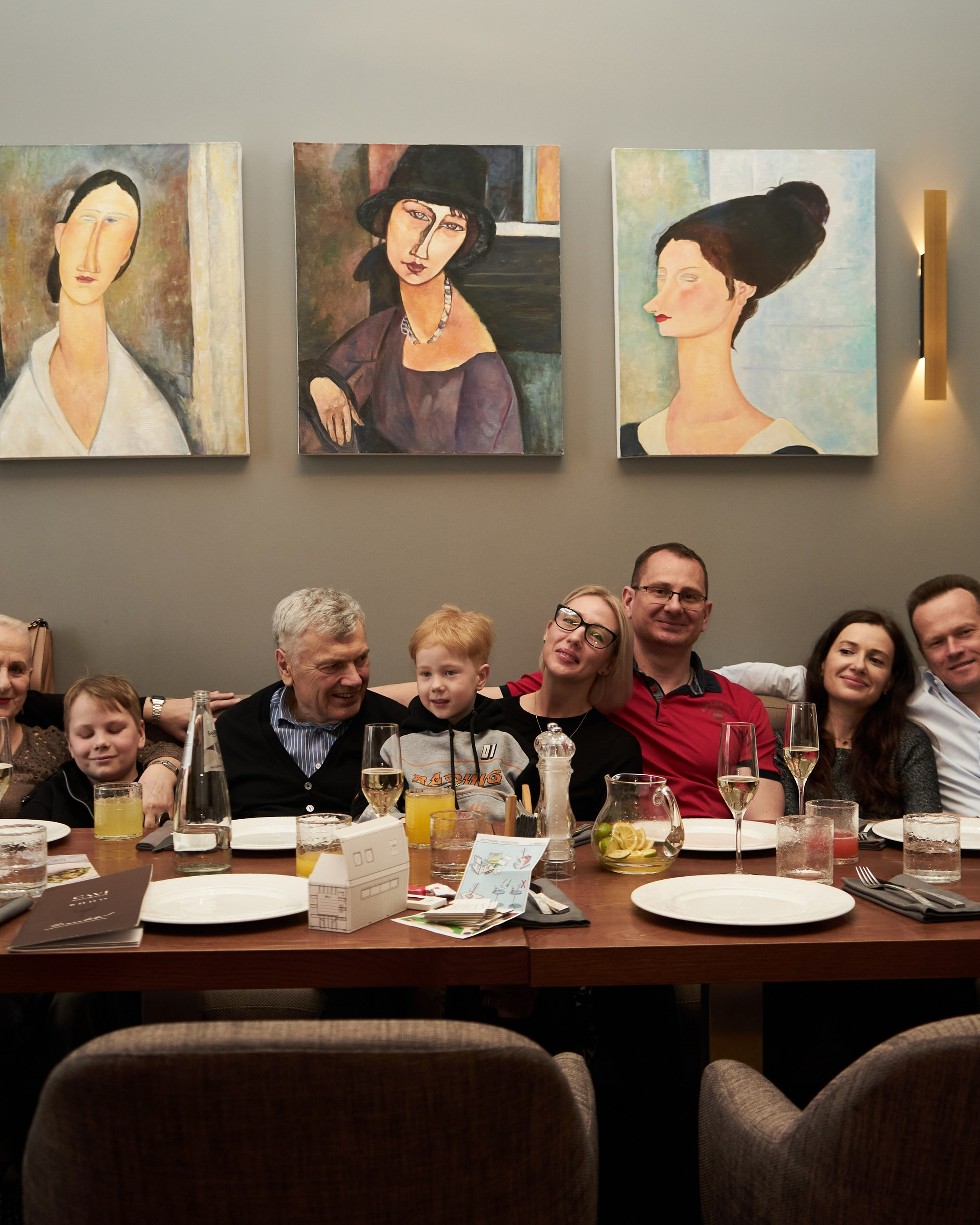 Репортажная съемка торжества в&nbsp;ресторане