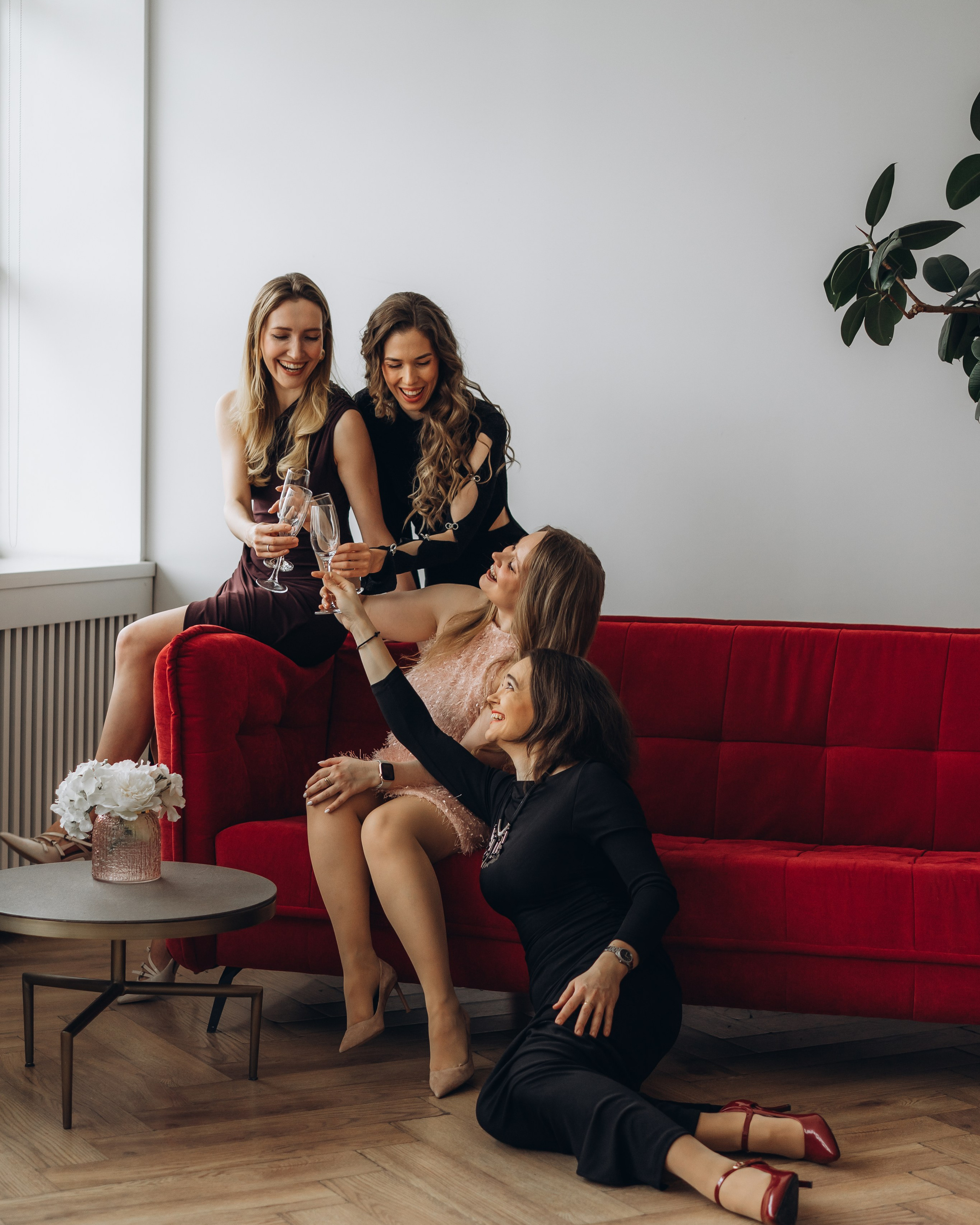 Портретная групповая съемка 2 часа/2 зала