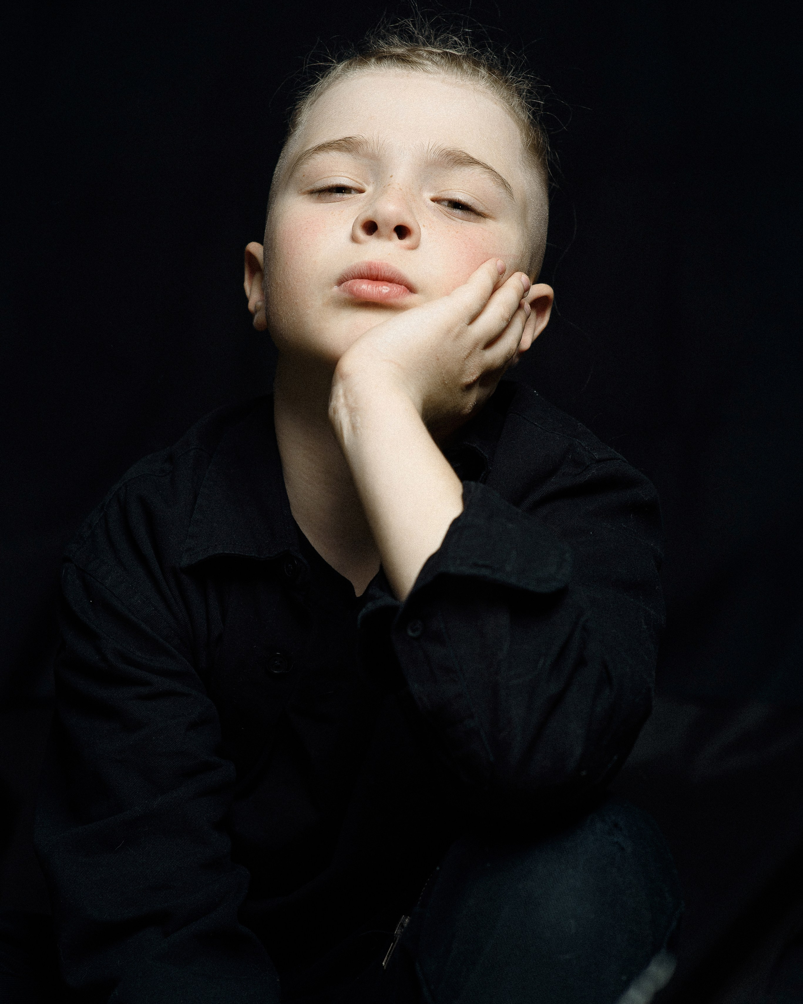 Артём Серьёзно