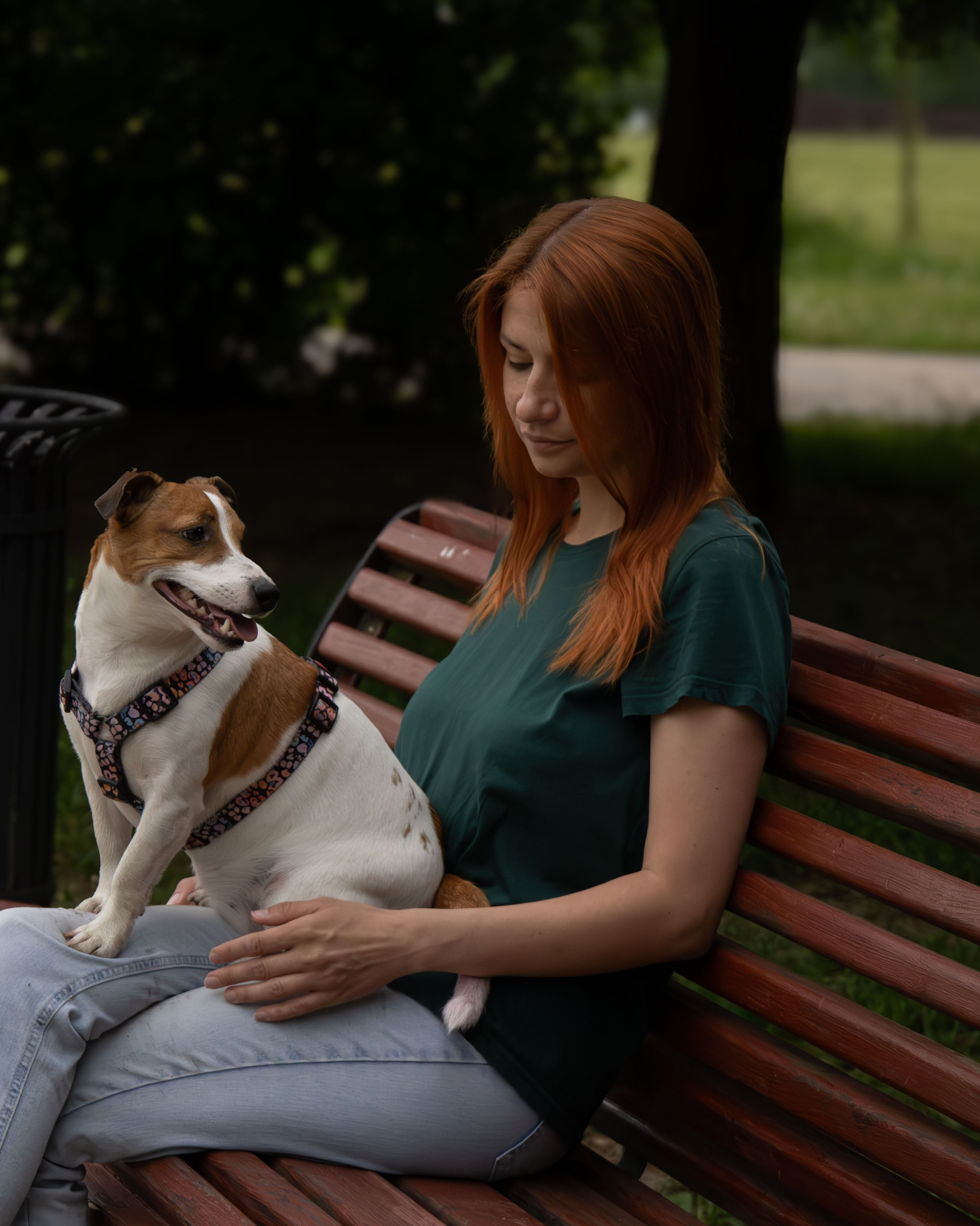 Моя маленькая спутница: Банни и Настя в Южнобутовском парке