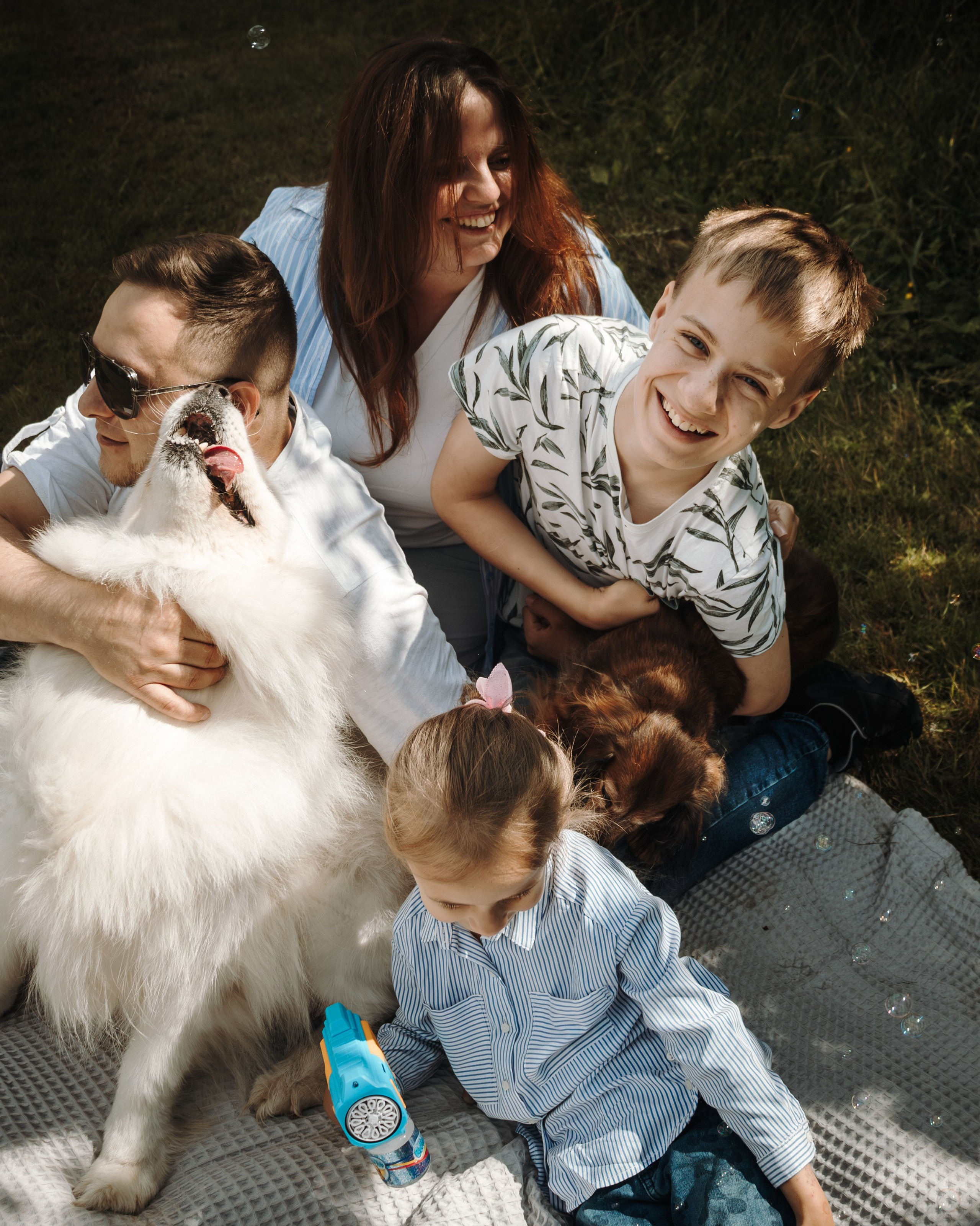 Несса, Мила и их семья в Коломенском