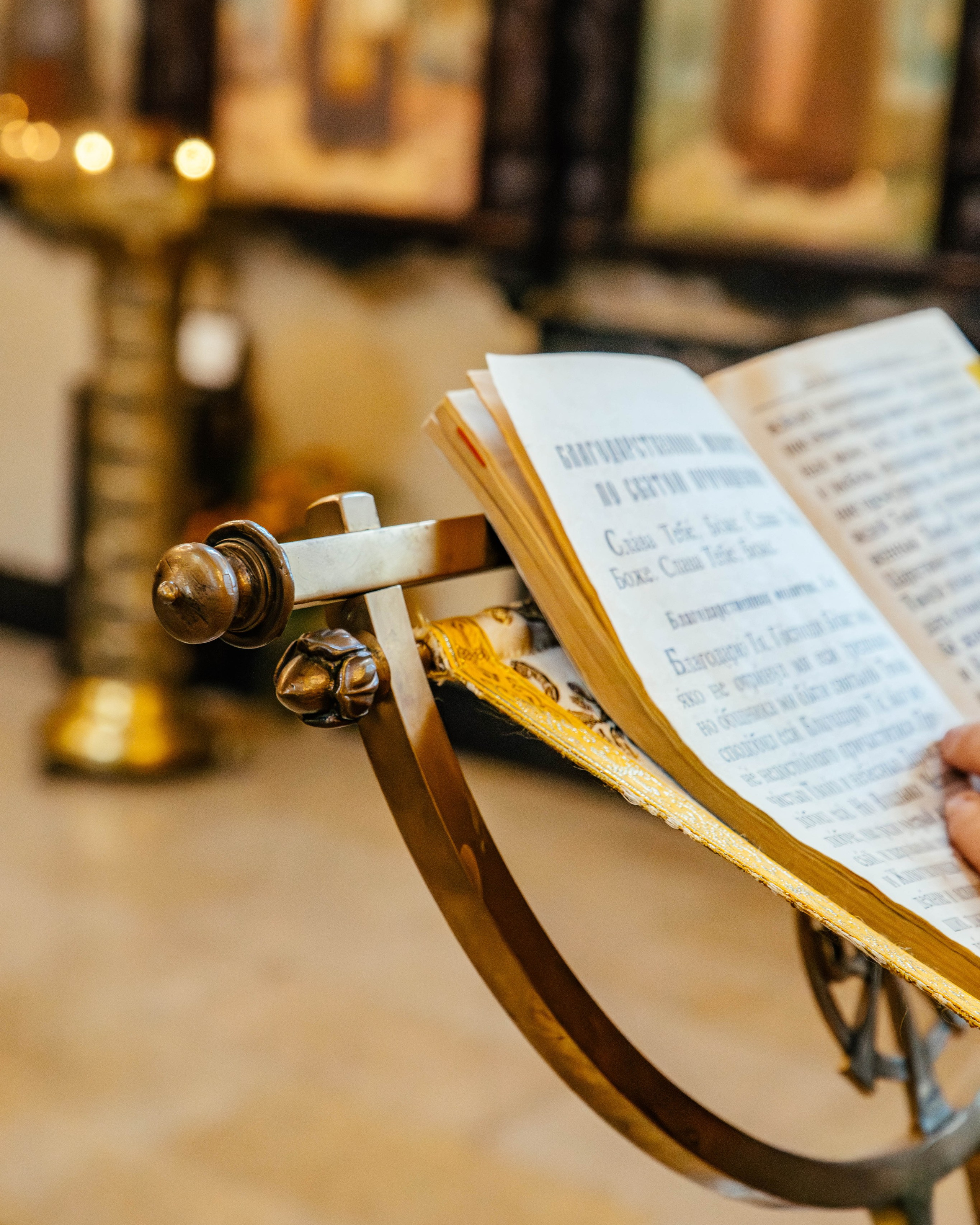 Литургия в храме блж. Ксении Петербургской д. Слобода