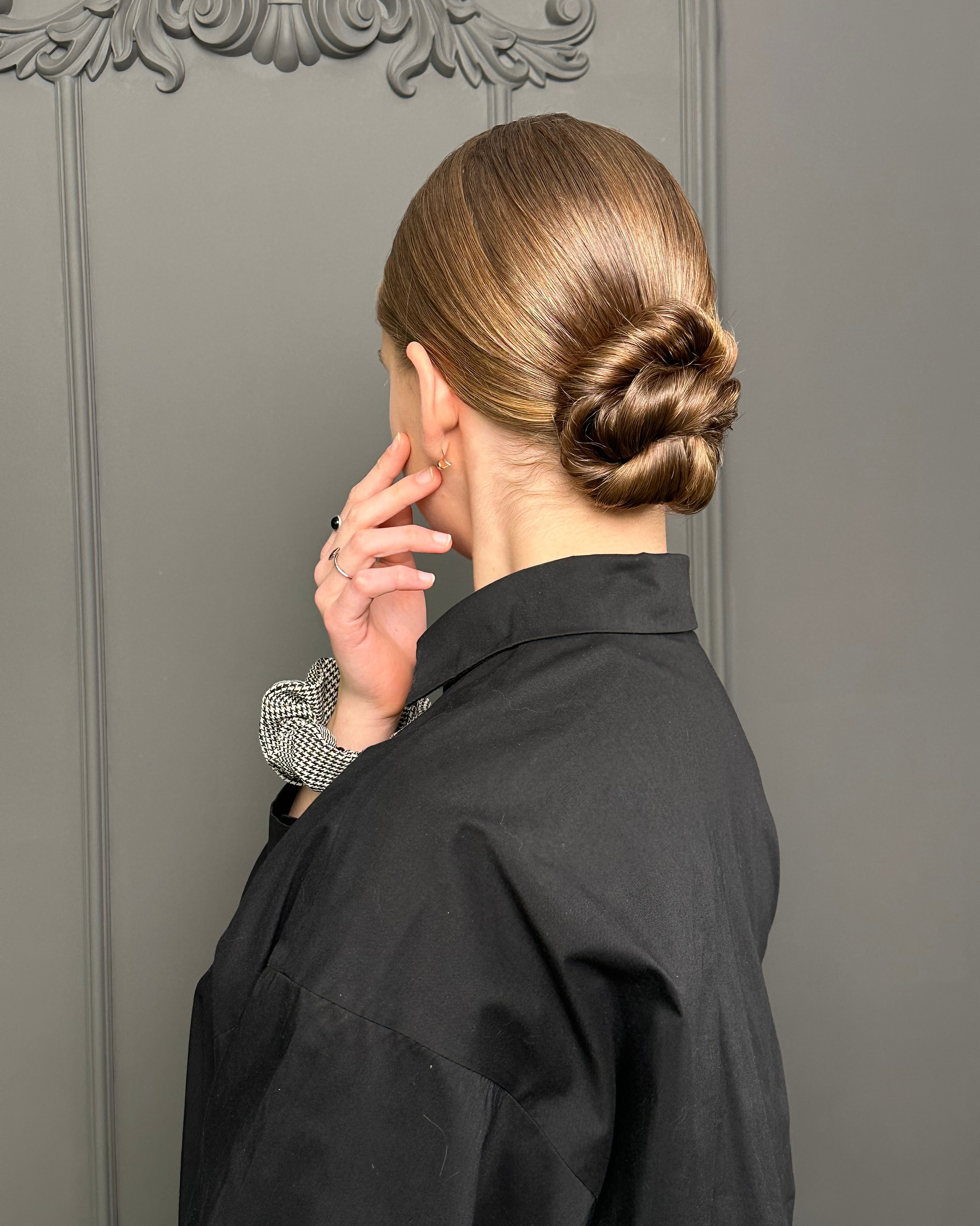 Гладкие прически