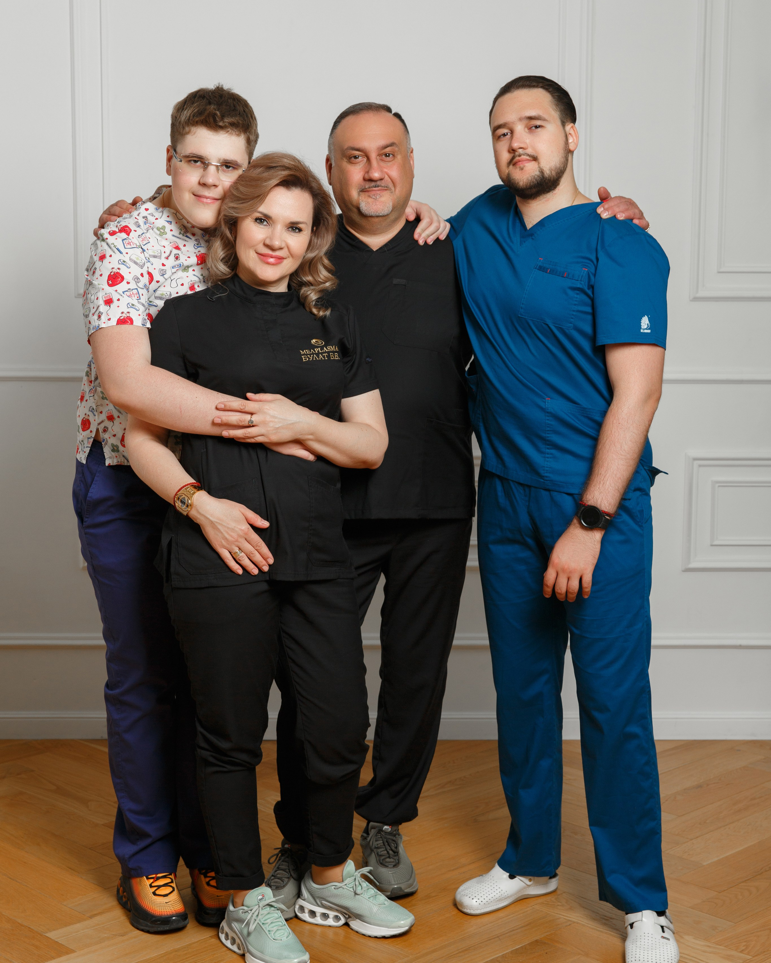 СЕМЬЯ МЕДИКОВ