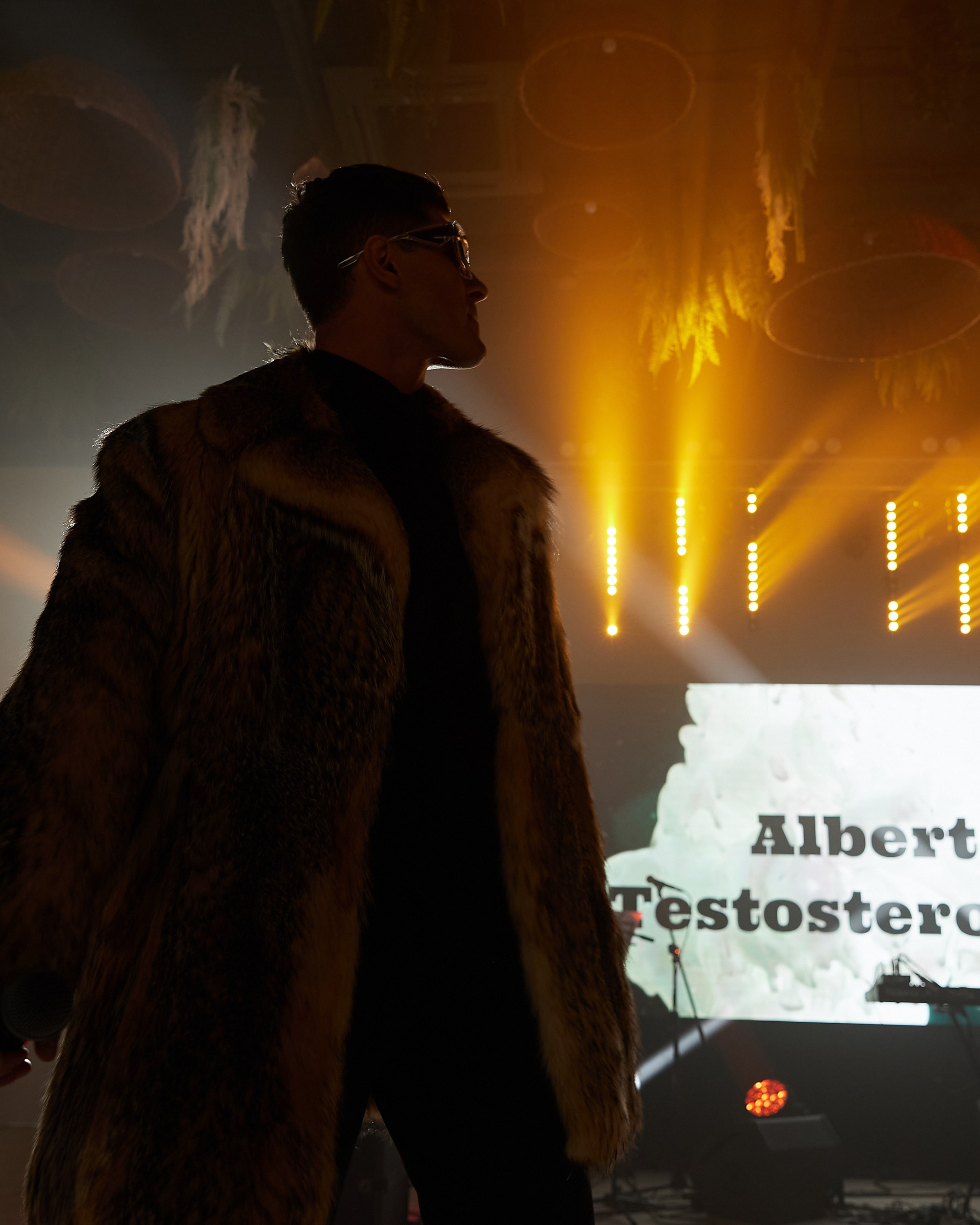 неКорпоратив