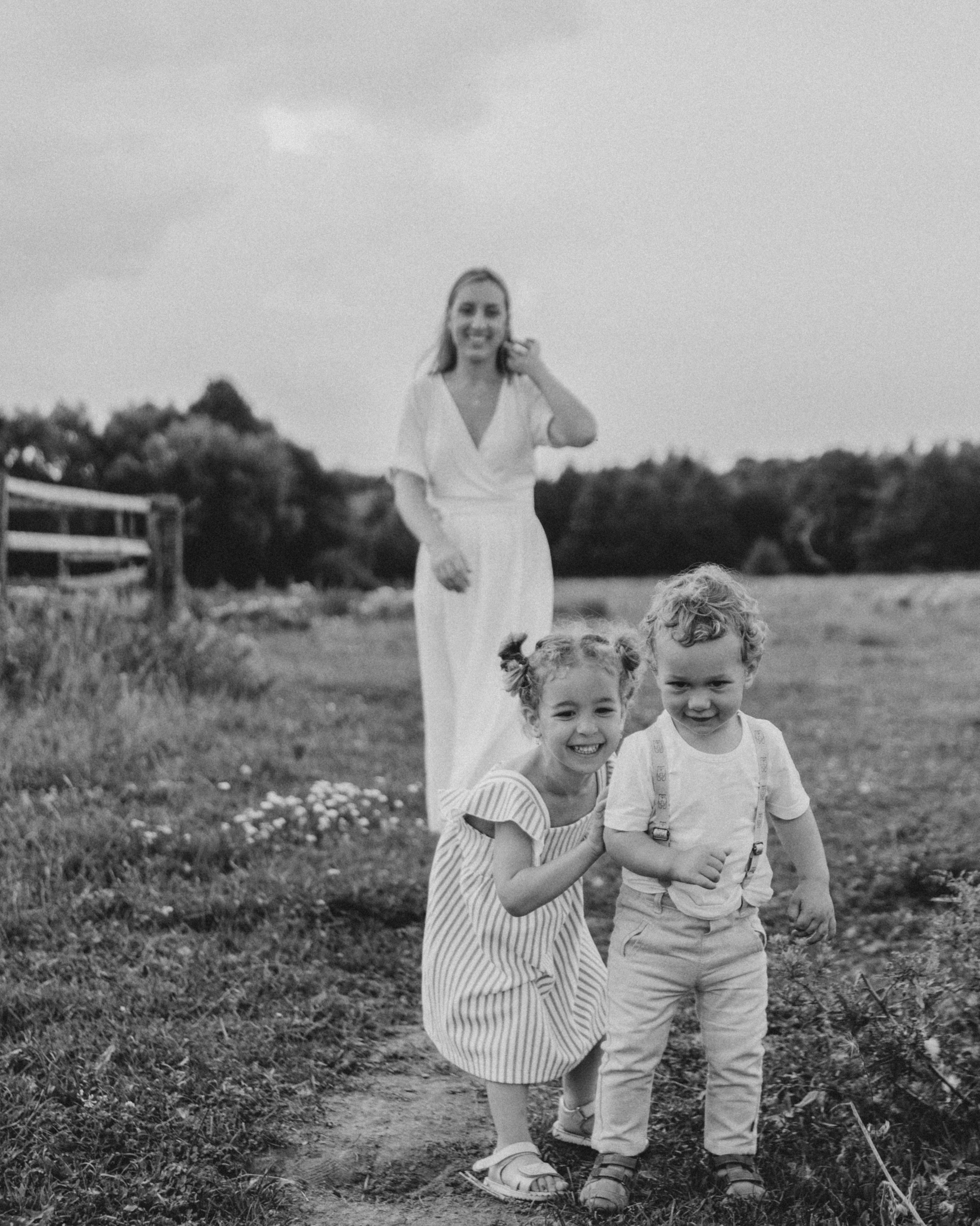 Олечка, Мелоди и Дилан