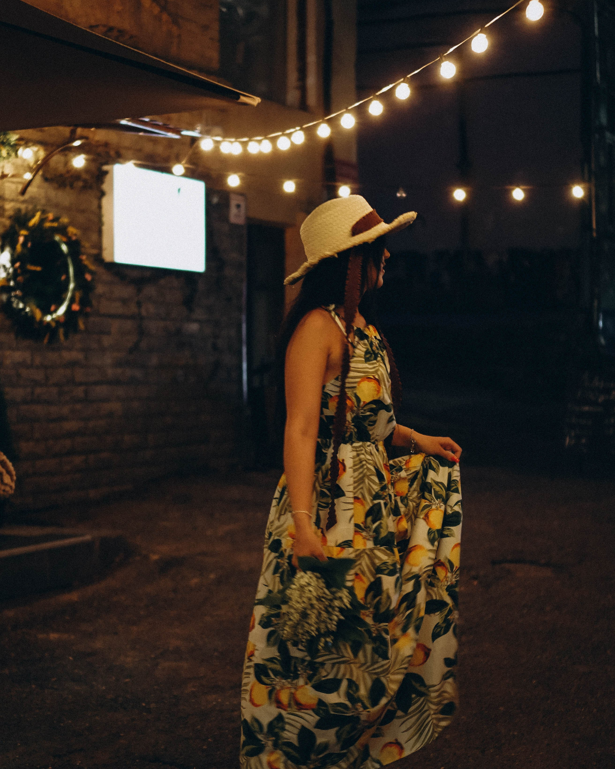 вечернее кафе