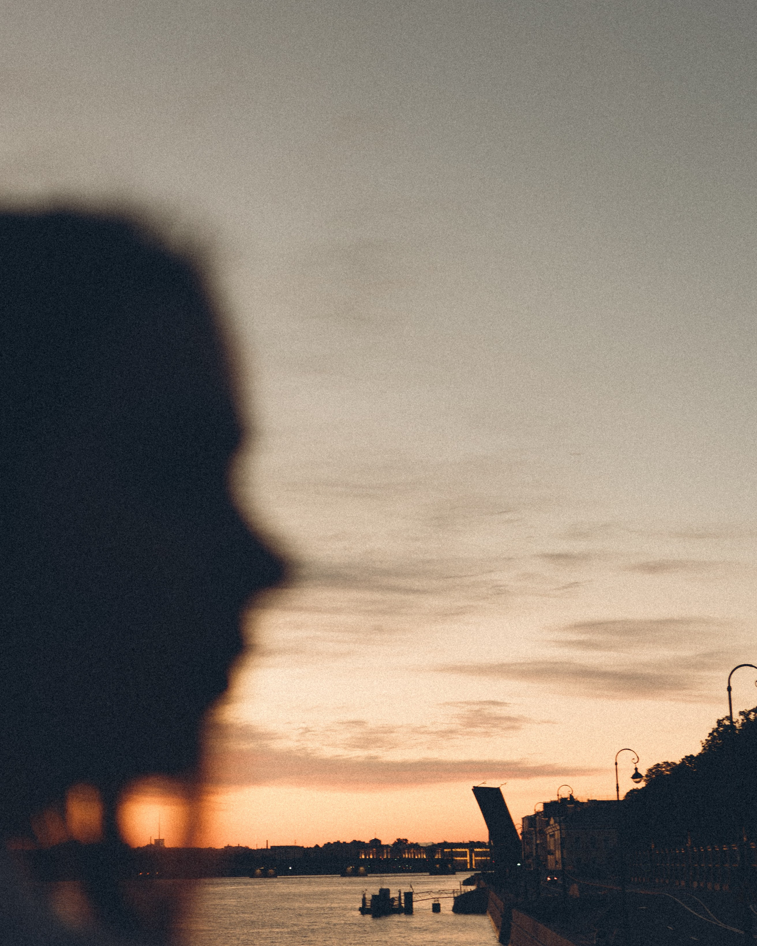 РАССВЕТ С&nbsp;РАЗВОДНЫМИ МОСТАМИ