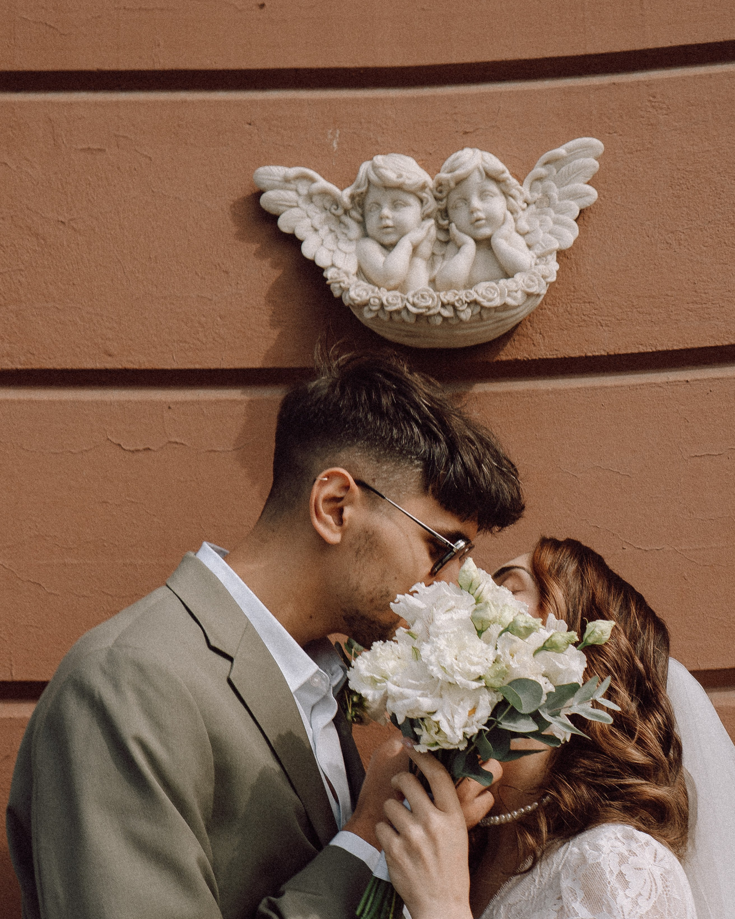 СВАДЕБНАЯ ПРОГУЛКА ВОЗЕ ИСАИКЕВСКОГО СОБОРА АСТОРИИ И ЗАКОНОДАЛЕТНОГО СОБРАНИЯ