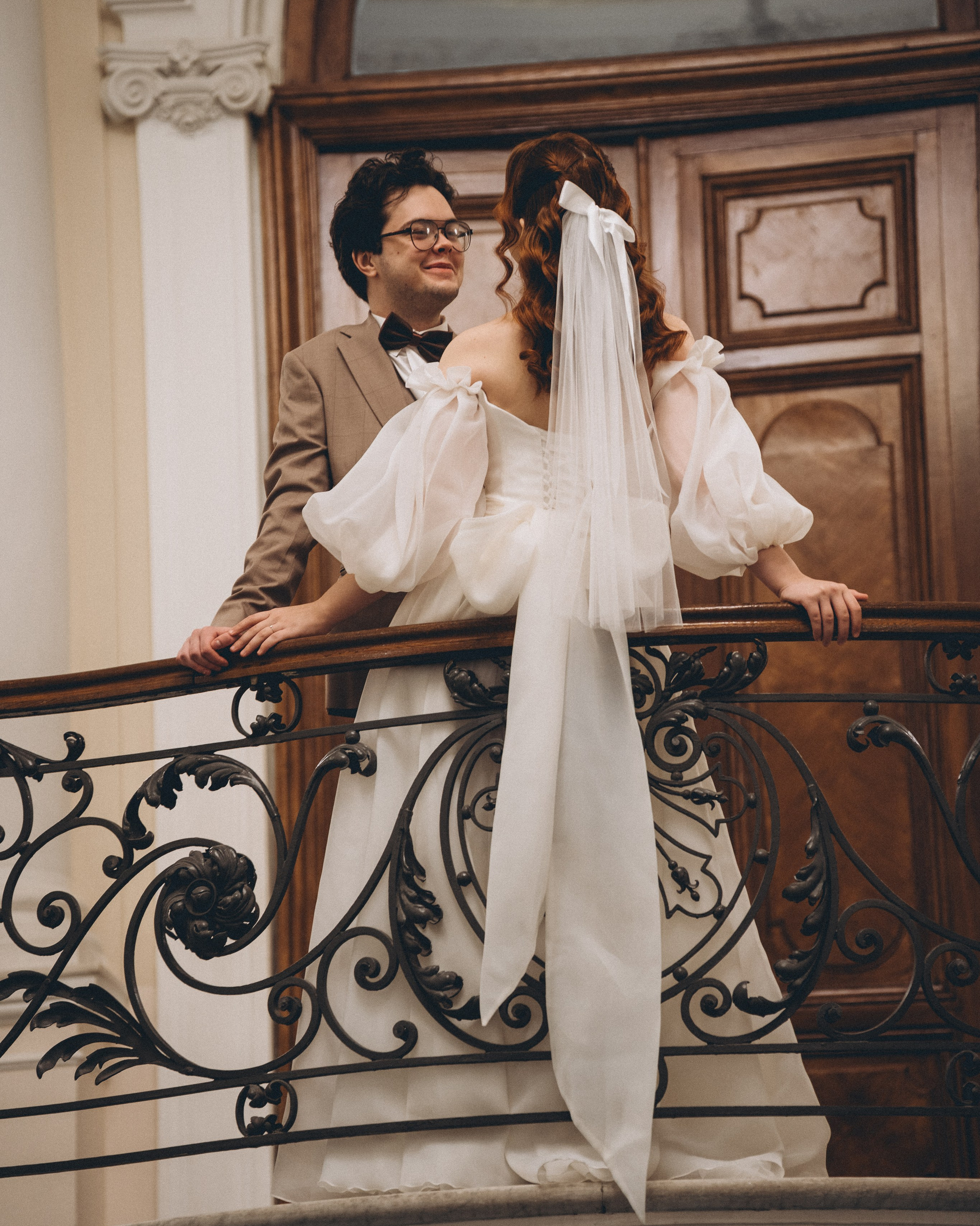 СВАДЕБНАЯ СЬЕМКА ВО ВТОРОМ ДВОРЦЕ БРАКОСОЧЕТАНИЯ В ПИТЕРЕ И ПРОГУЛКА В ТАВРИЧЕСКОМ САДУ