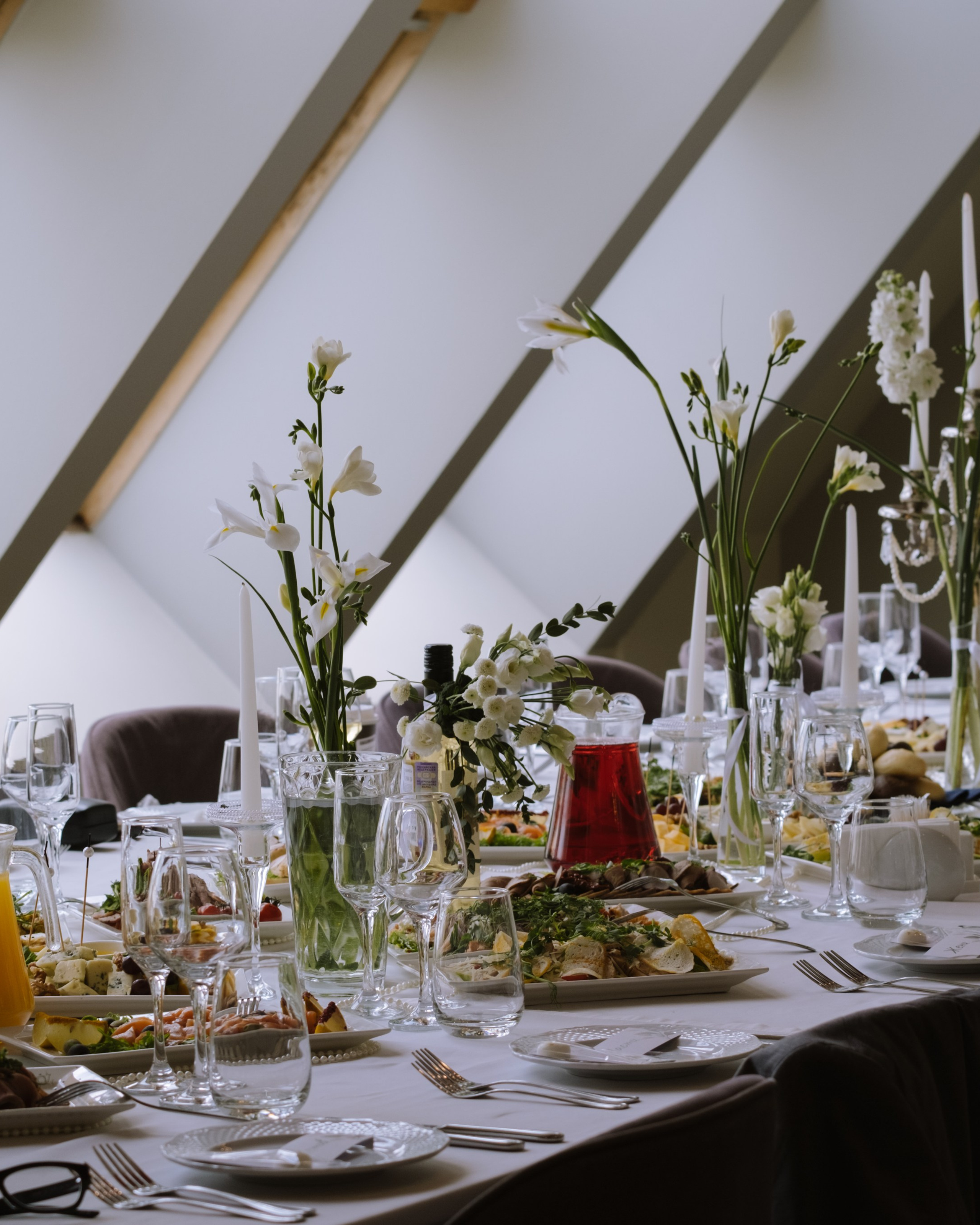 СВАДЕБНЫЙ БАНКЕТ НА ВЛАДИМИРСКОЙ В САНКТ-ПЕТЕРБУРГЕ (КАМЕРНАЯ СВАДЬБА)