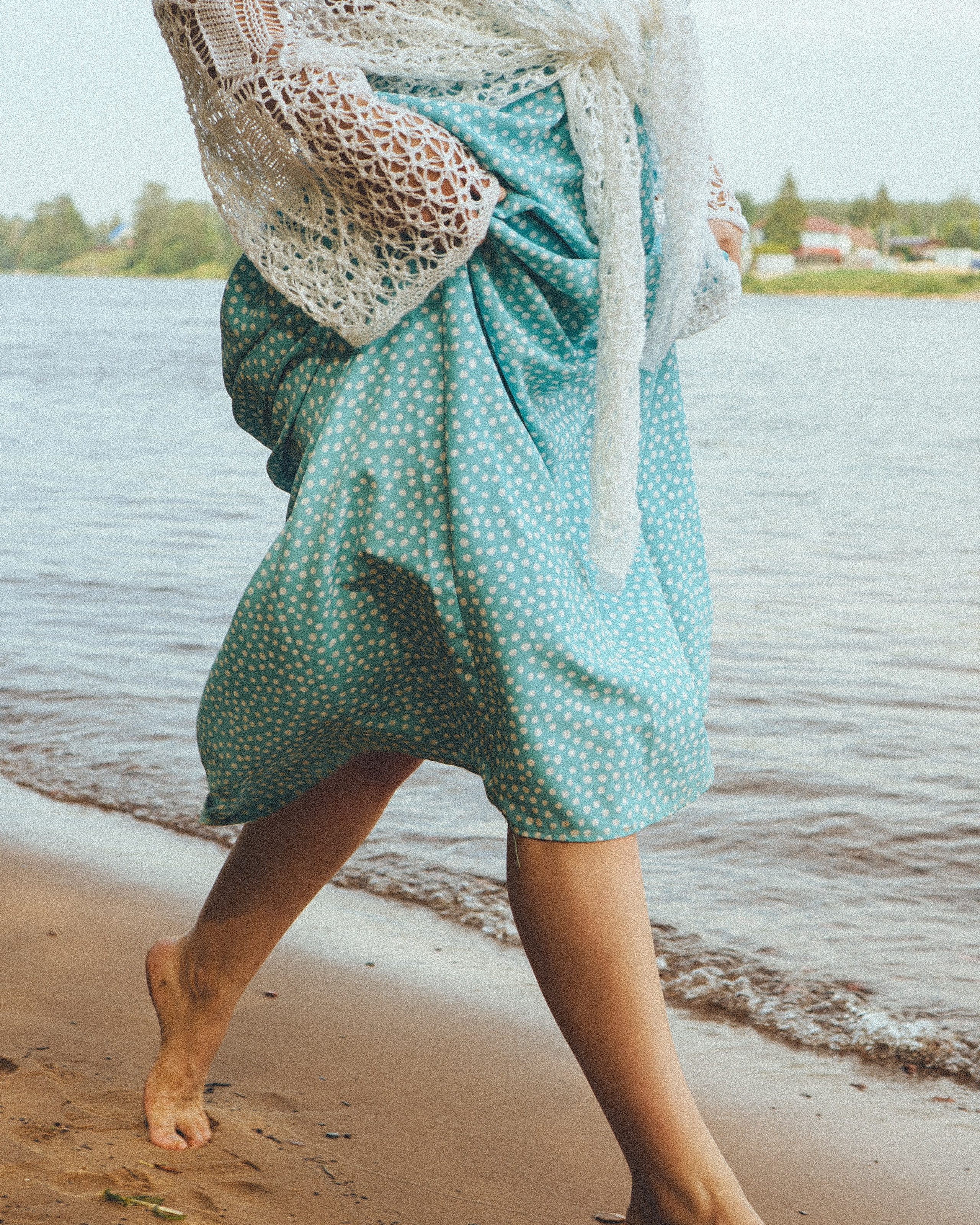 ПРОГУЛКА НА&nbsp;БЕРЕГУ