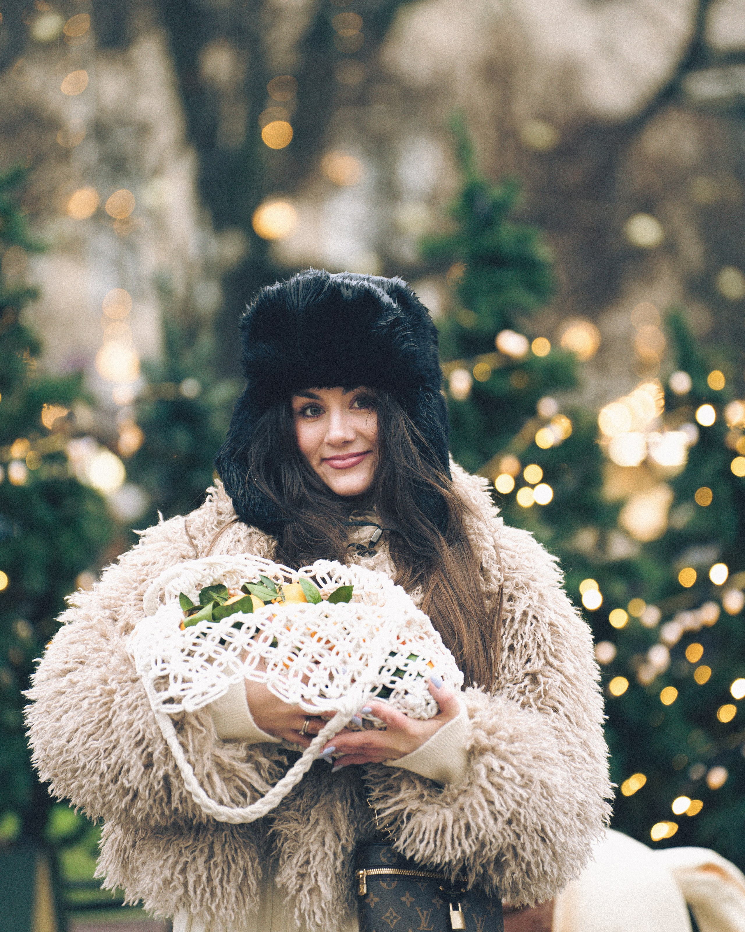 ПРОГУЛКА НА&nbsp;МАНЕЖНОЙ ПЛОЩАДИ ДЛЯ ДЕВУШКИ ПЕРЕД НОВЫМ ГОДОМ (НОВОГОДНЯЯ ФОТОСЕССИИЯ НА&nbsp;МАНЕЖНОЙ ПЛОЩАДИ)