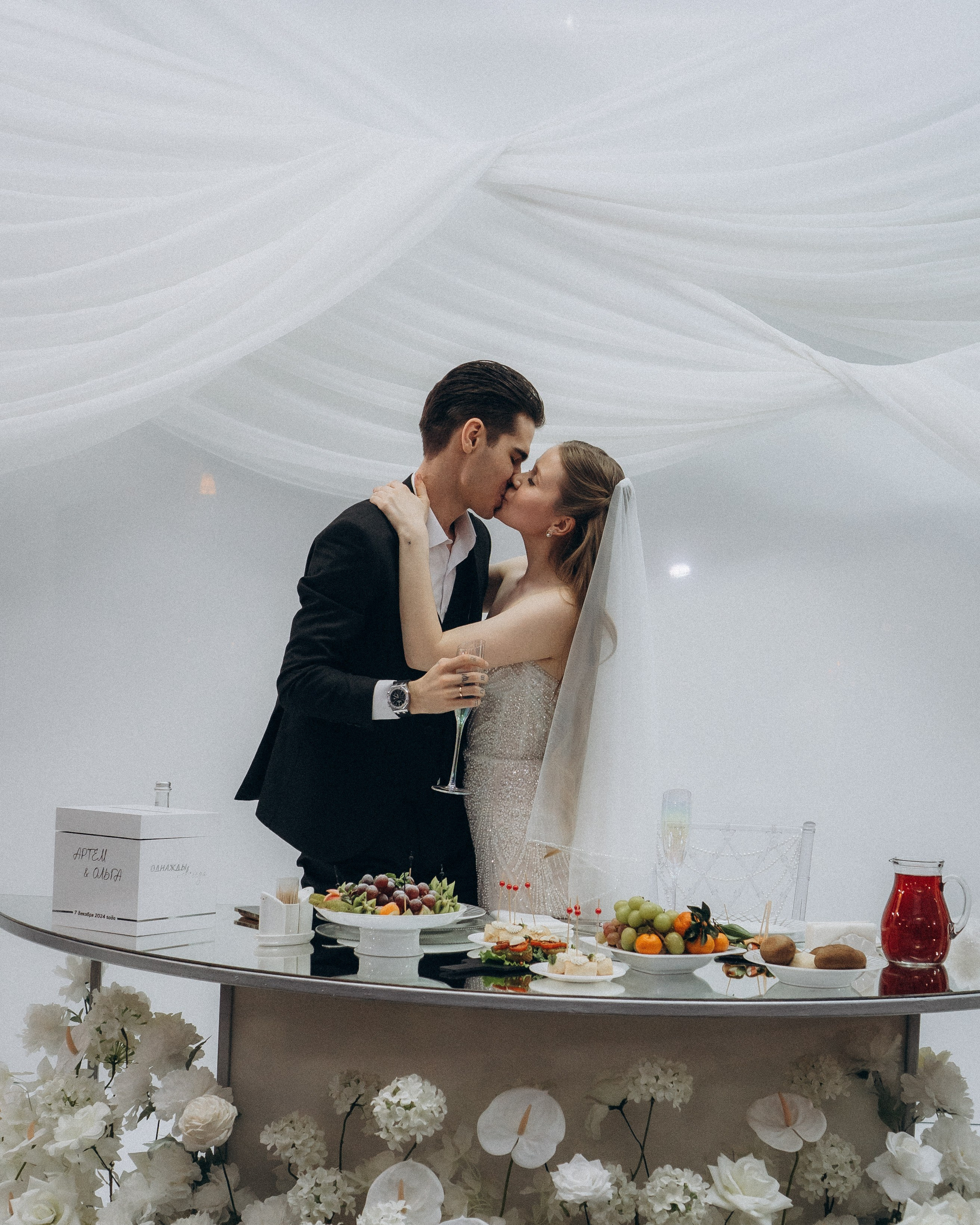 СЬЕМКА СВАДЕБНОГО БАНКЕТА (СНЯТО В&nbsp;СИБИРЕ В&nbsp;НИЖНЕВАРТОВСКЕ)