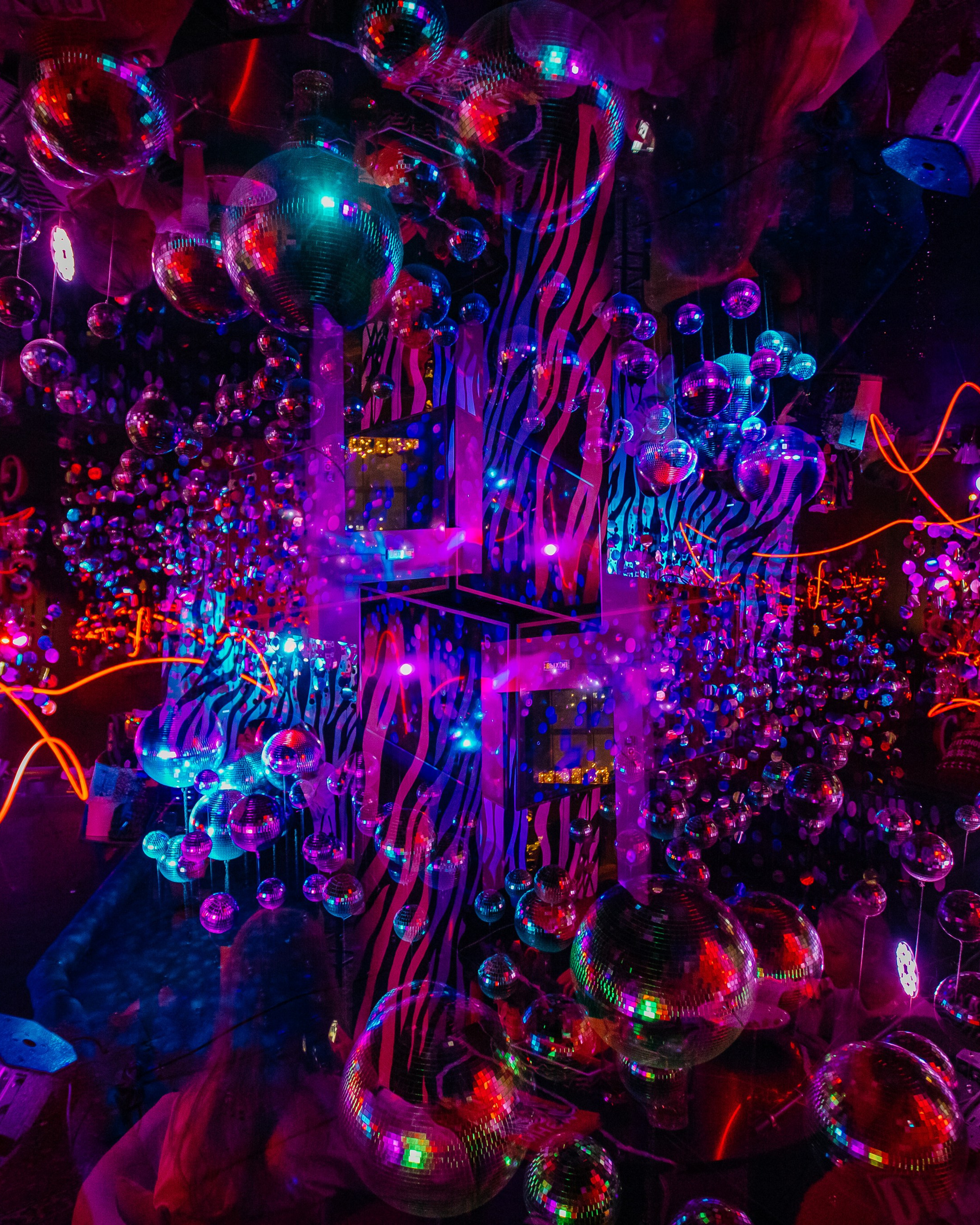 БАР МОЛОДОСТЬ