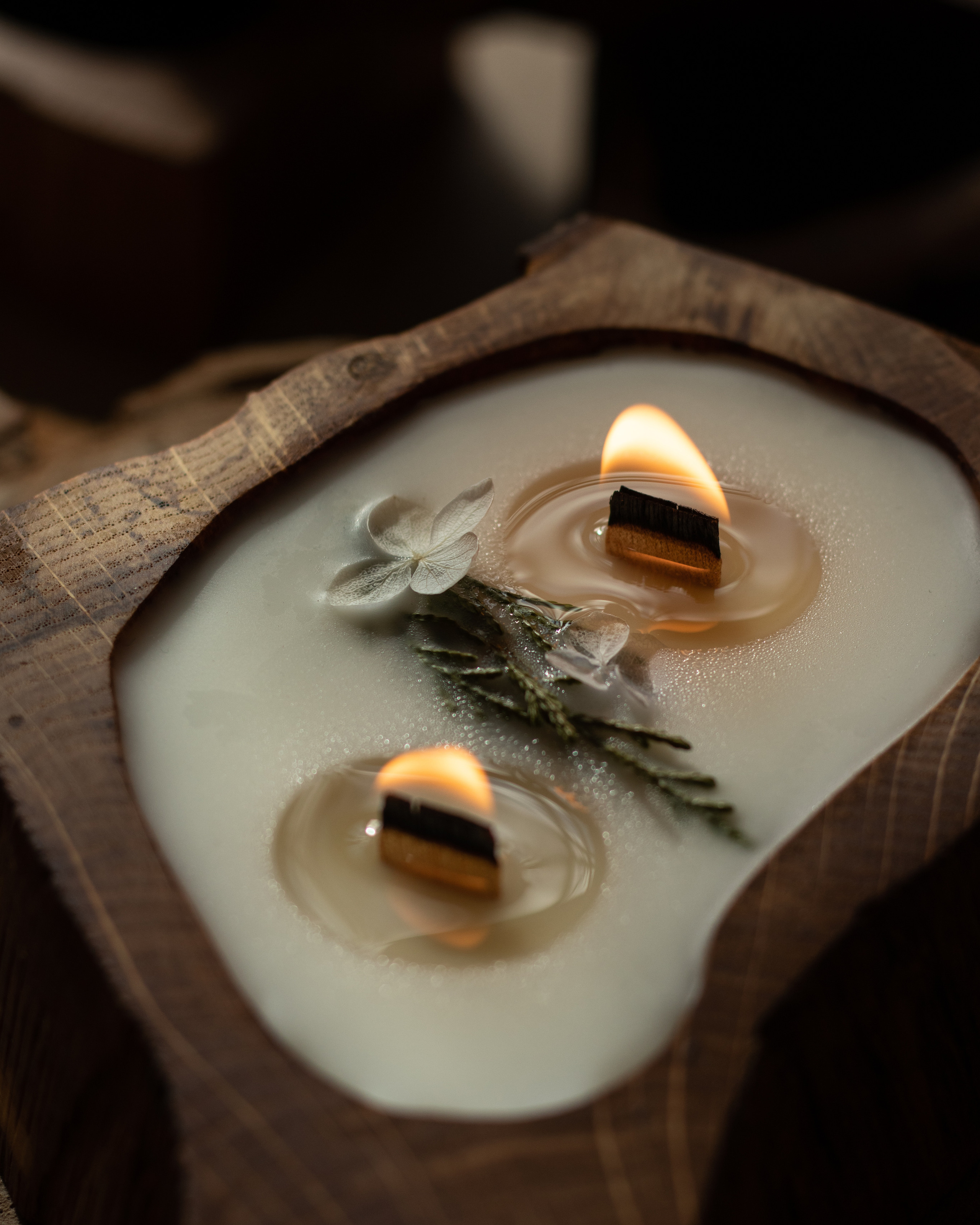 Свечи в дереве