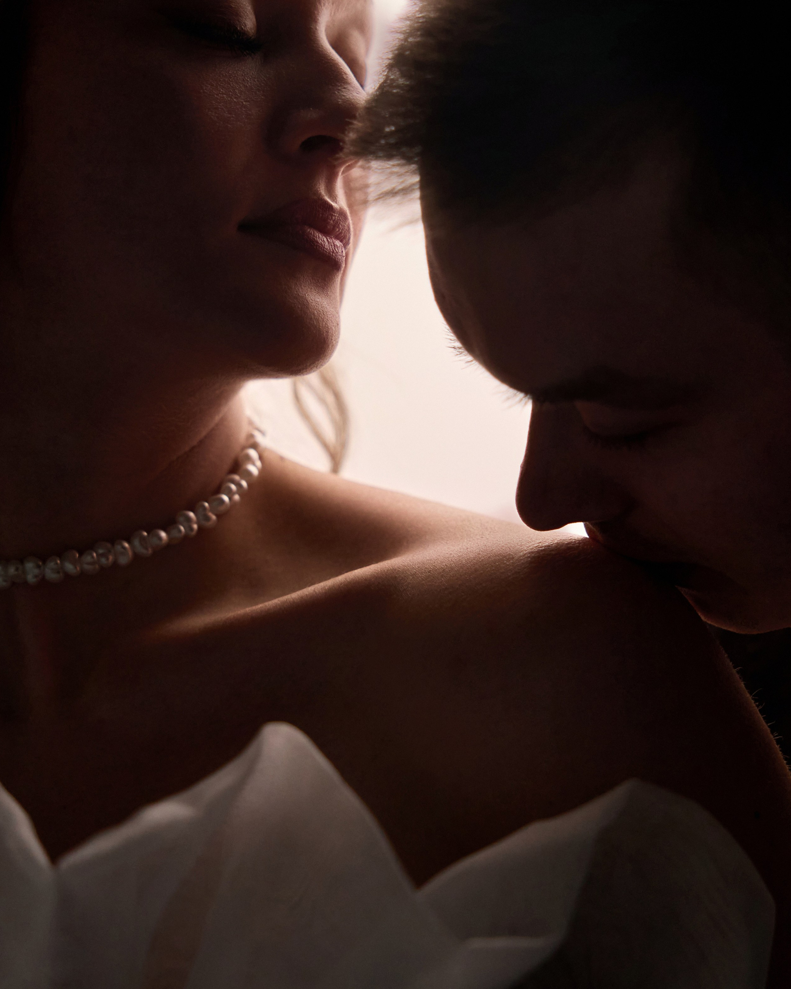 Свадебная фотосессия в&nbsp;гостинице и&nbsp;в&nbsp;студии