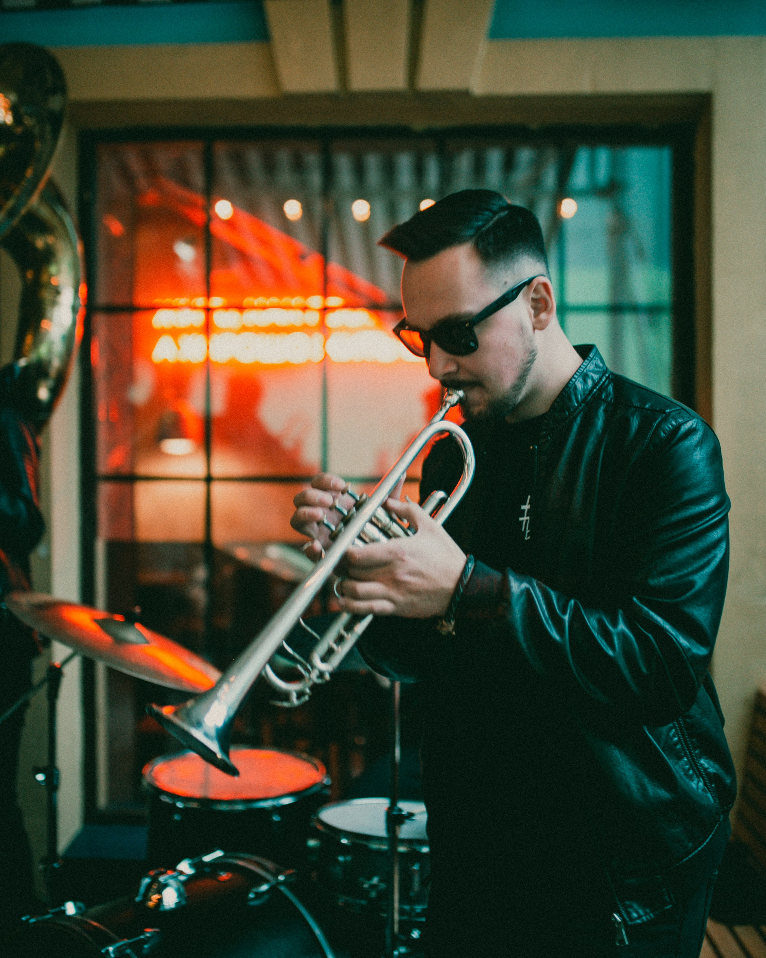 Бар «Моряк и Чайка»