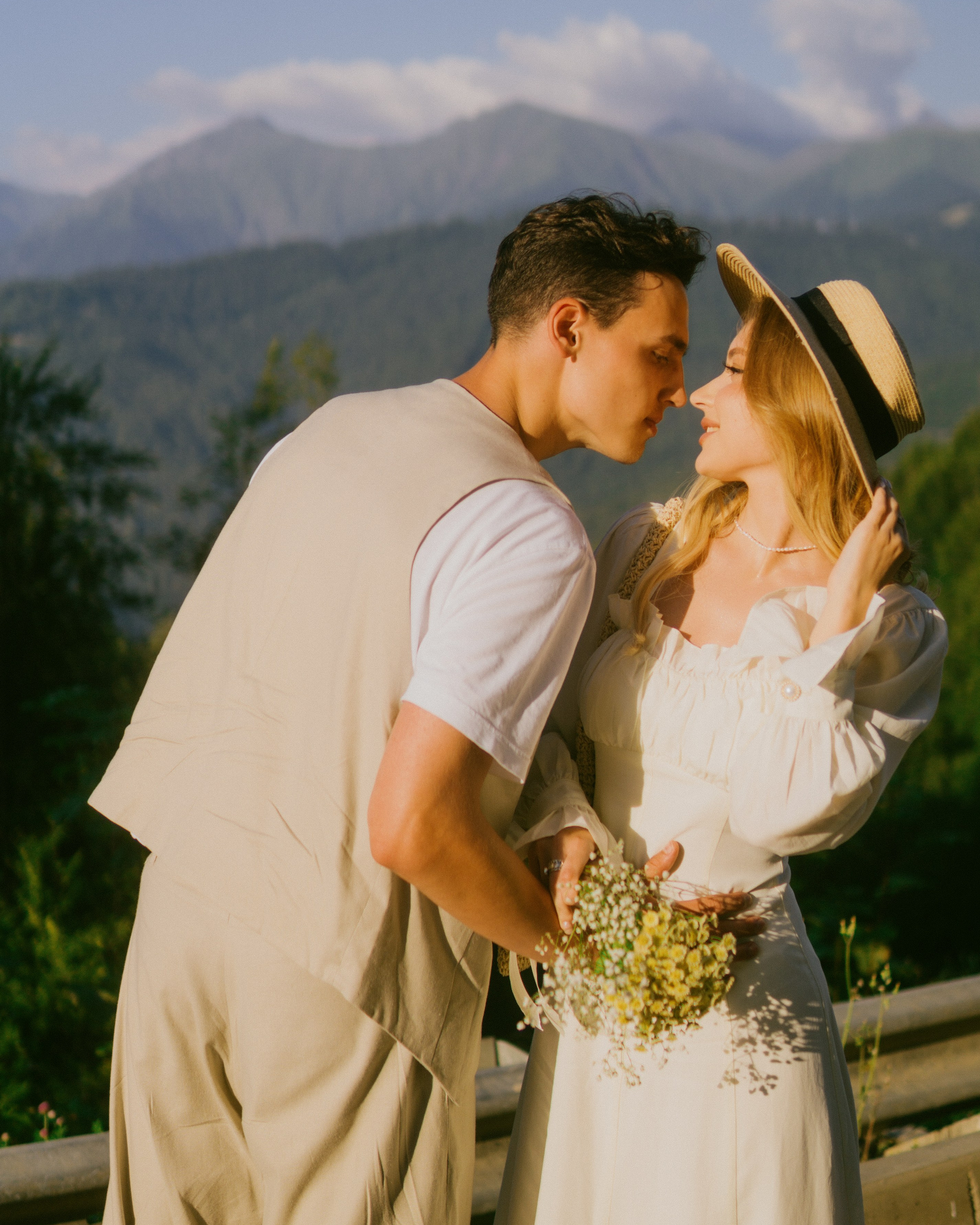 Солнечная прогулка в горах